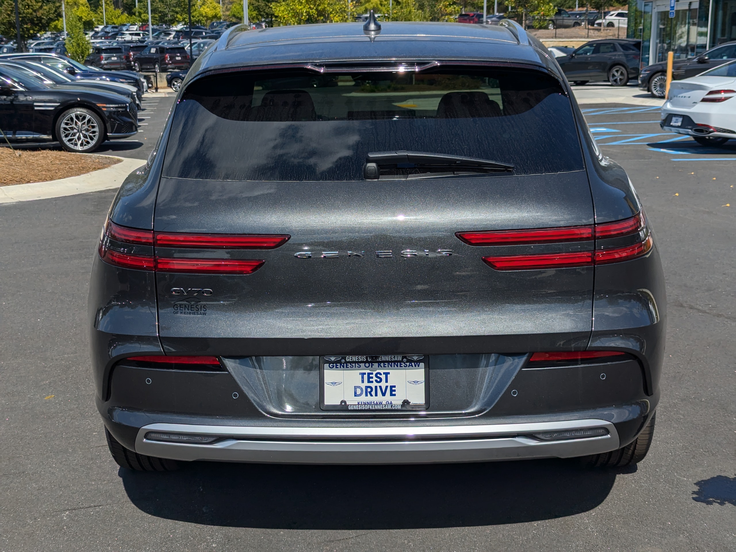 2025 Genesis Electrified GV70 Prestige 6