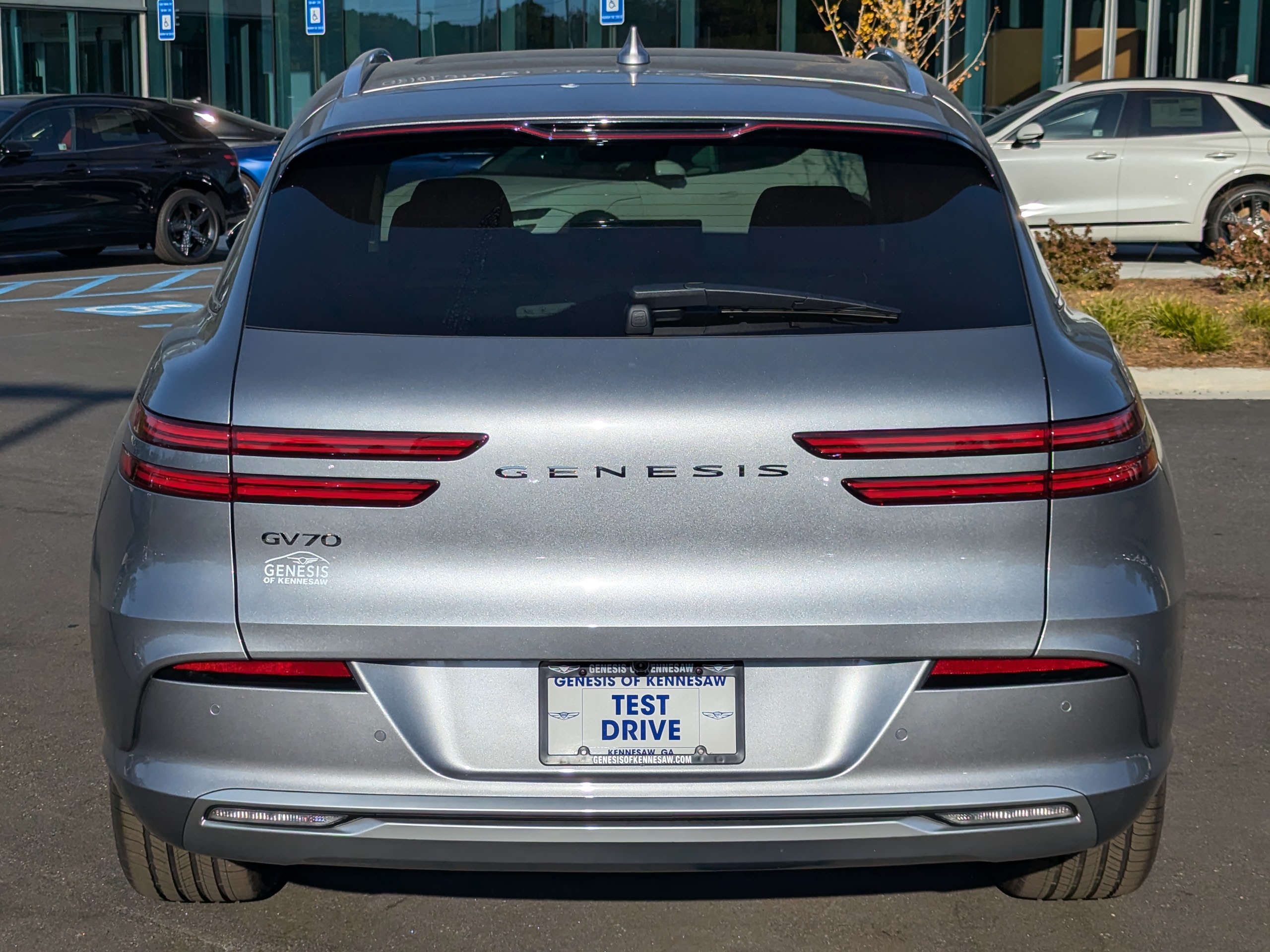 2025 Genesis Electrified GV70 Advanced 6