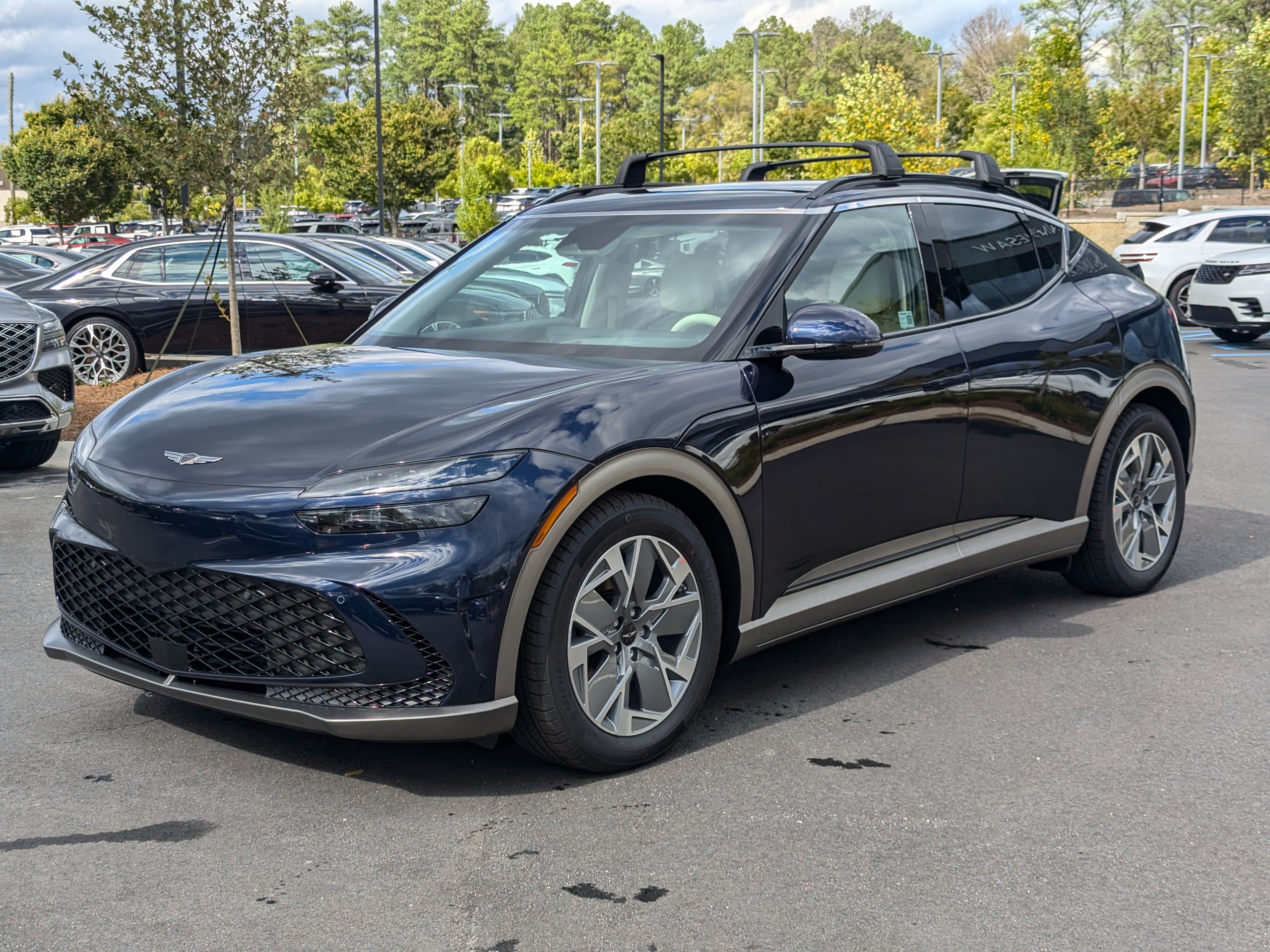 2025 Genesis GV60 Standard 3