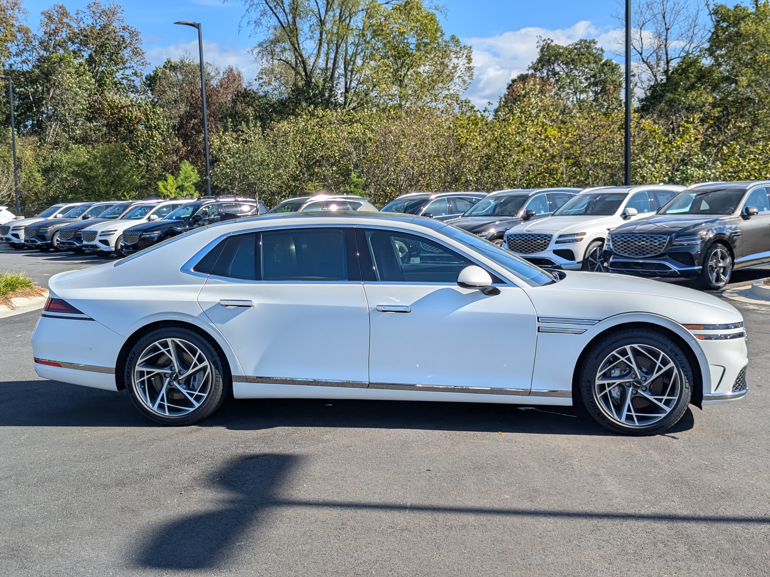 2025 Genesis G90 3.5T 8