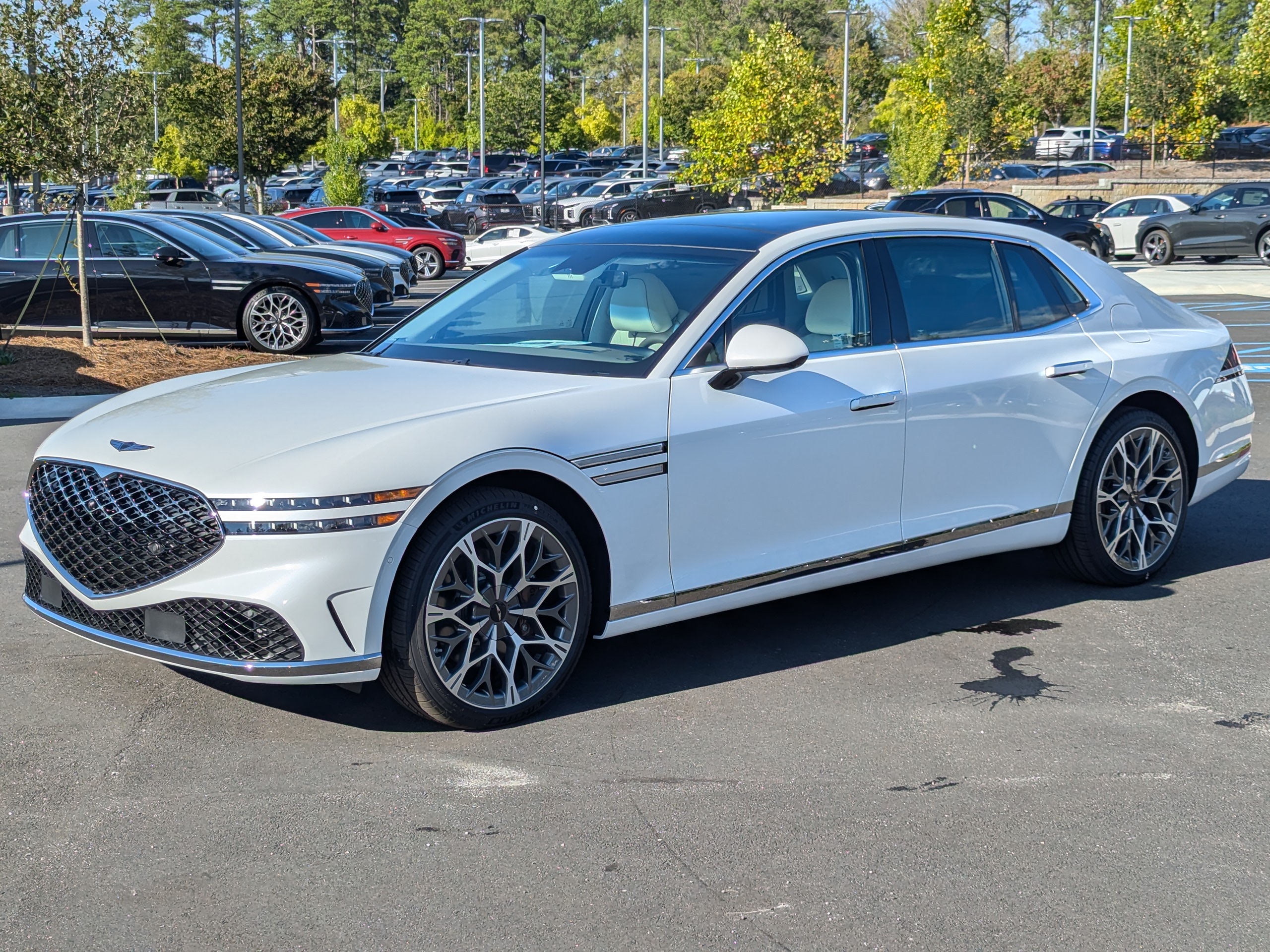 2025 Genesis G90 3.5T e-SC 3