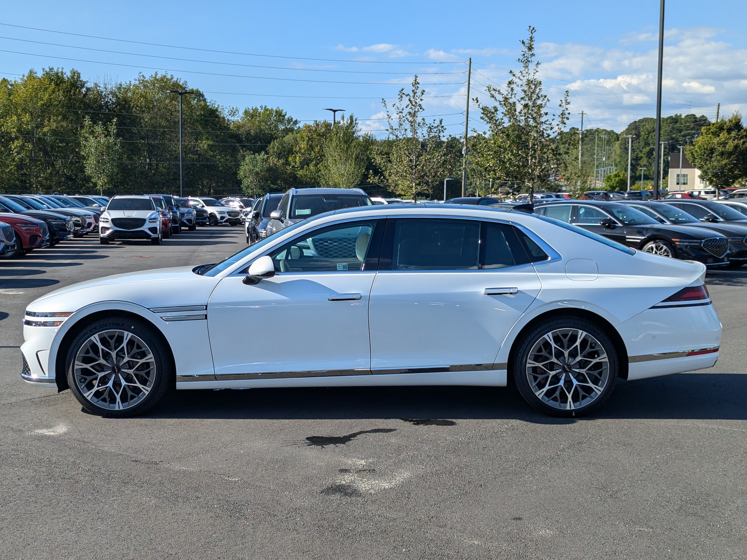 2025 Genesis G90 3.5T e-SC 4