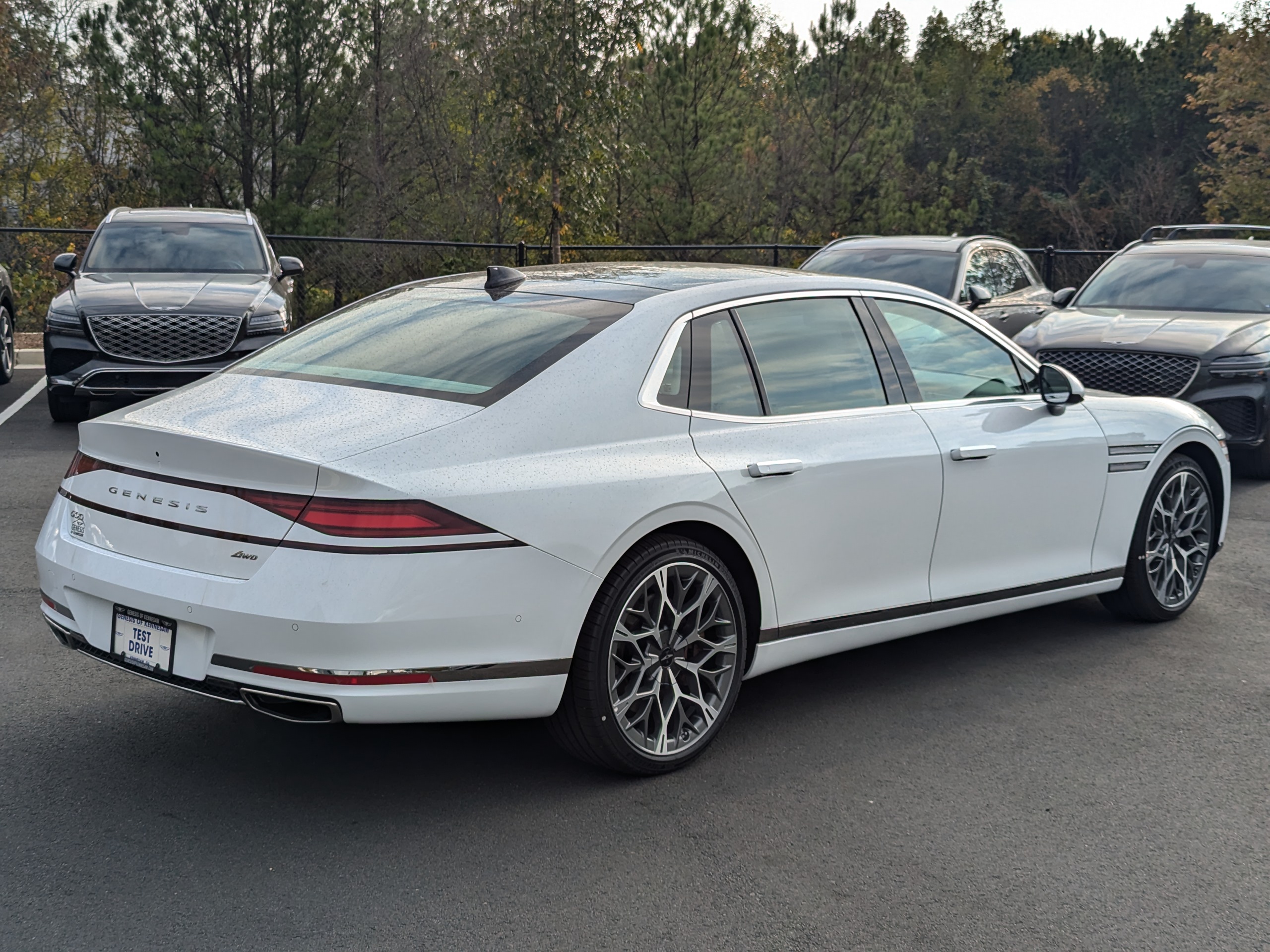 2025 Genesis G90 3.5T e-SC 7