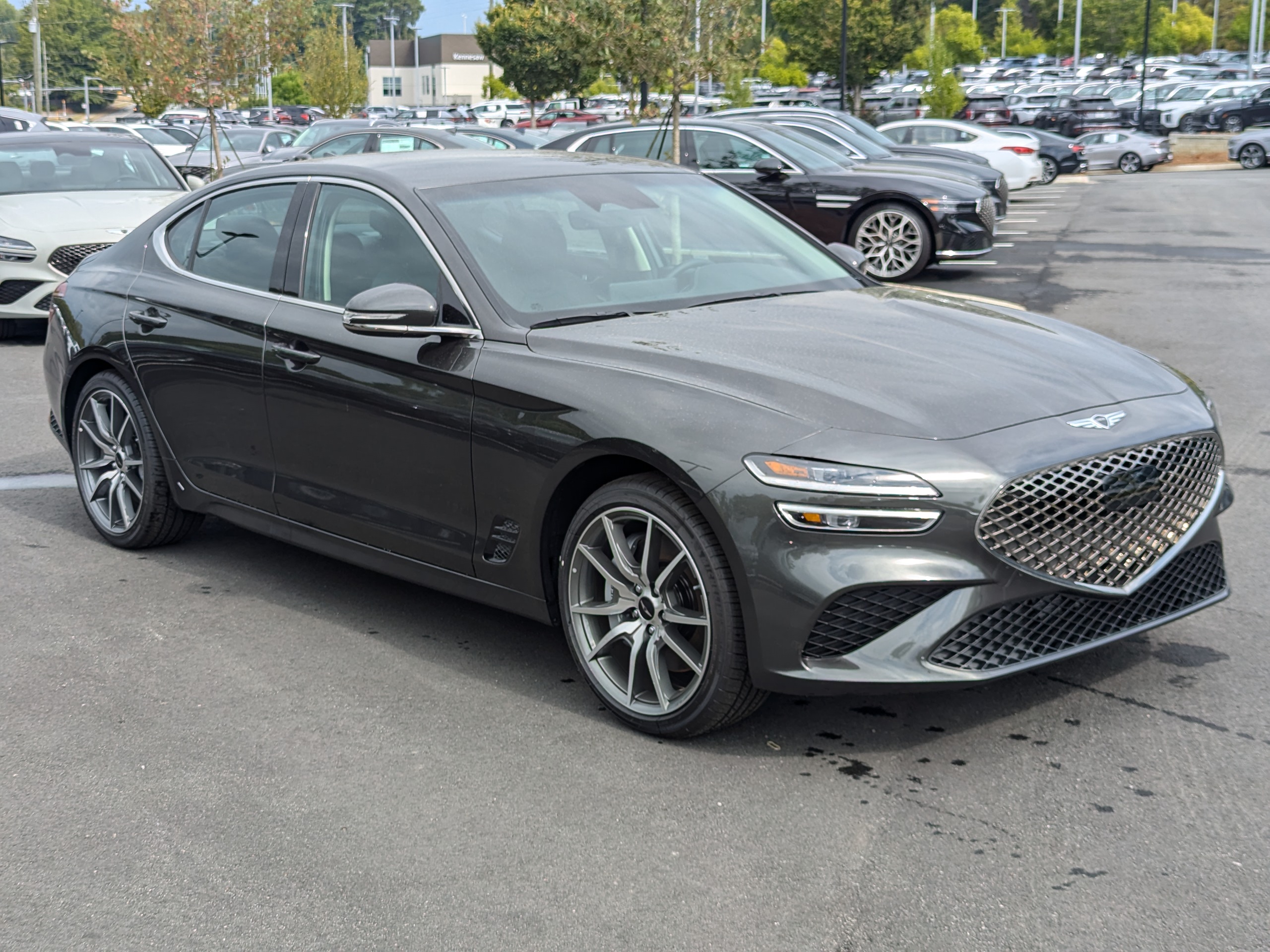 2025 Genesis G70 2.5T 1