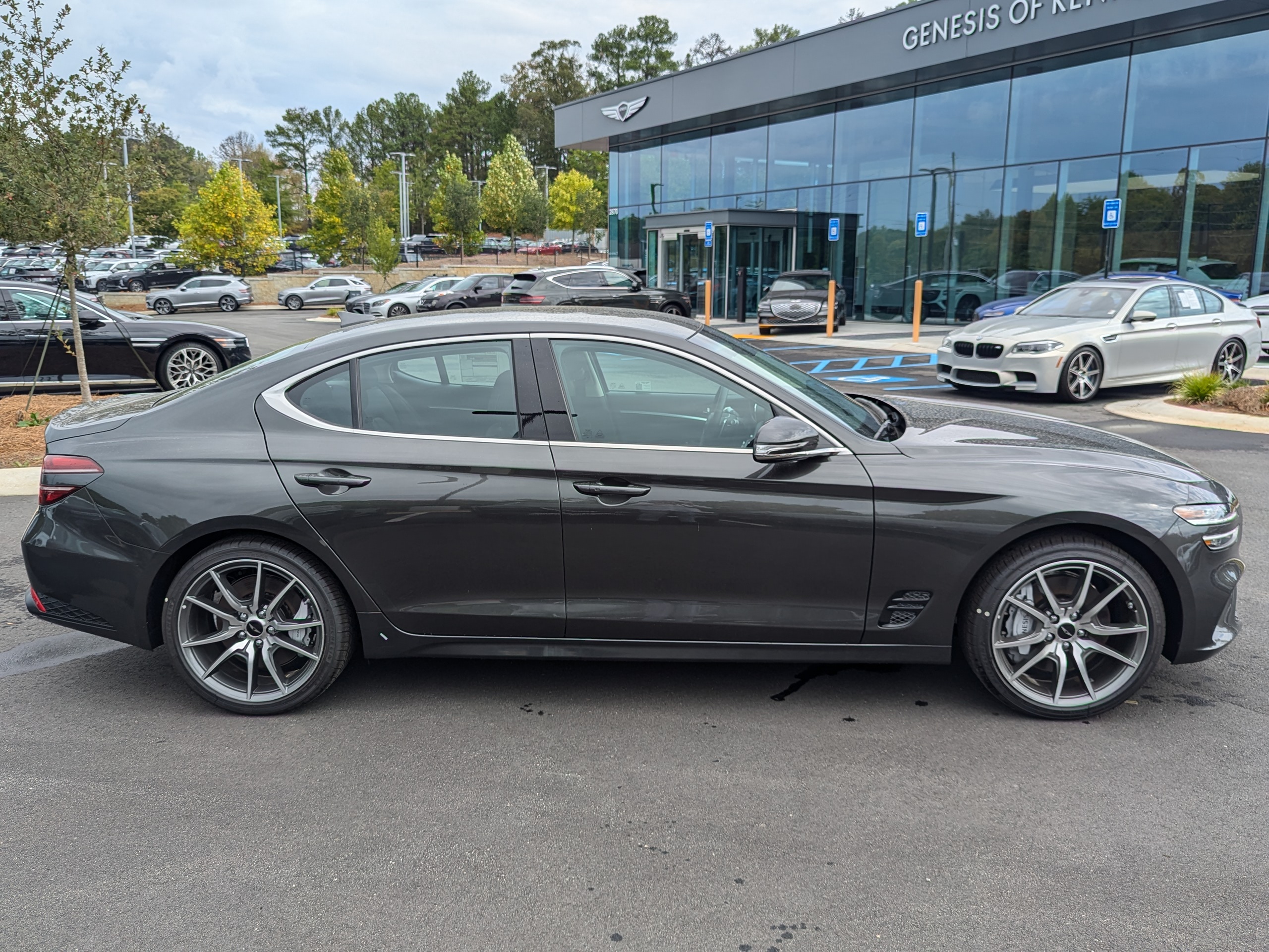 2025 Genesis G70 2.5T 8