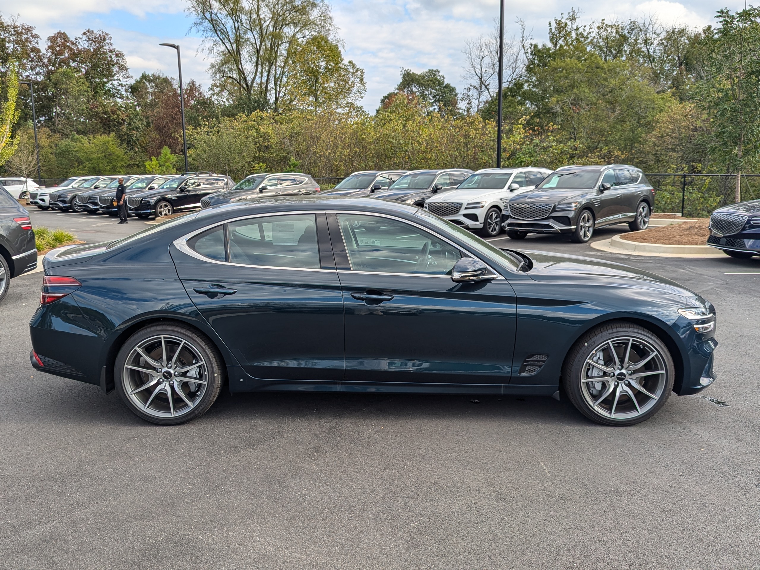 2025 Genesis G70 2.5T 8