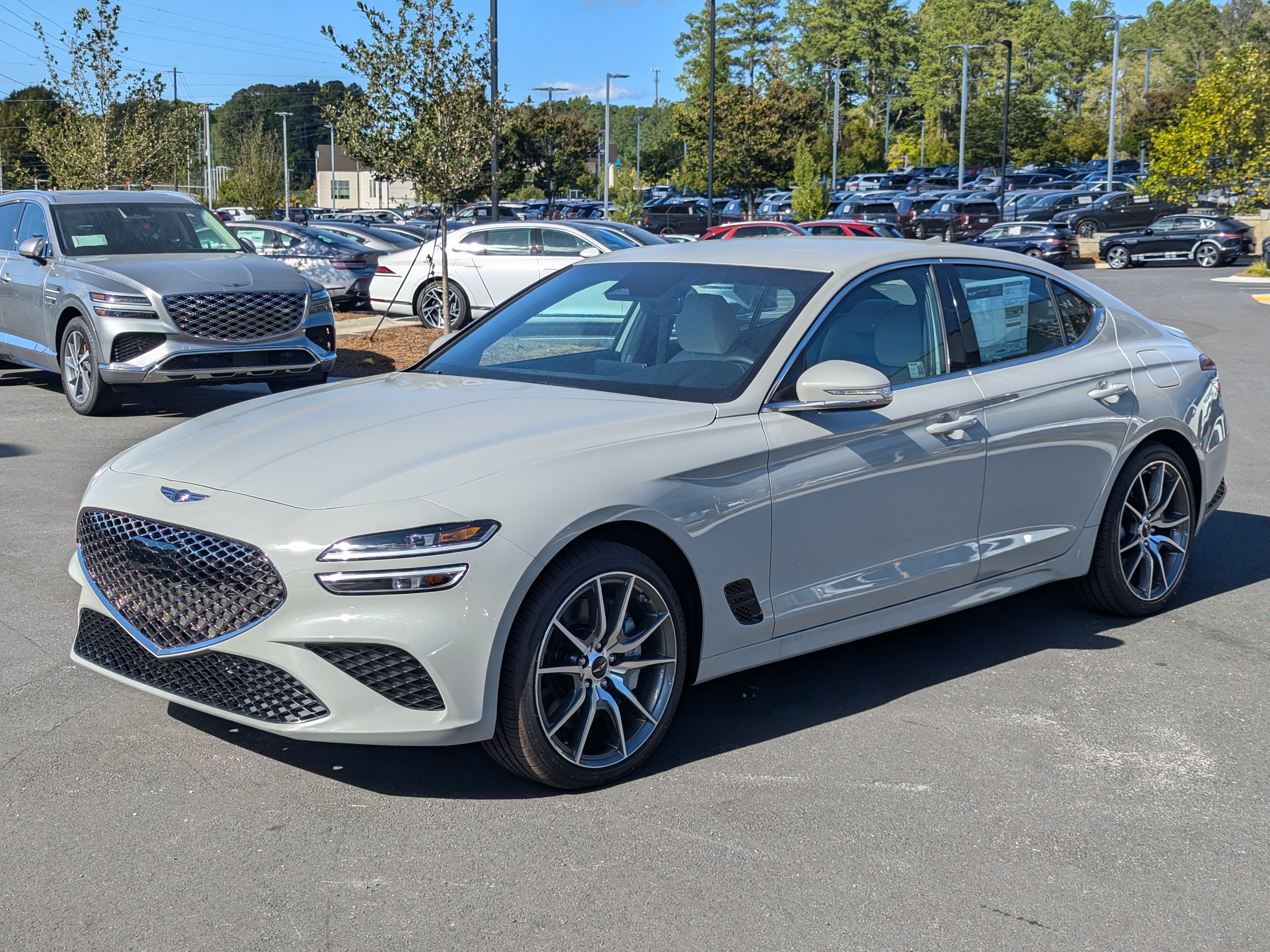 2025 Genesis G70 2.5T 3