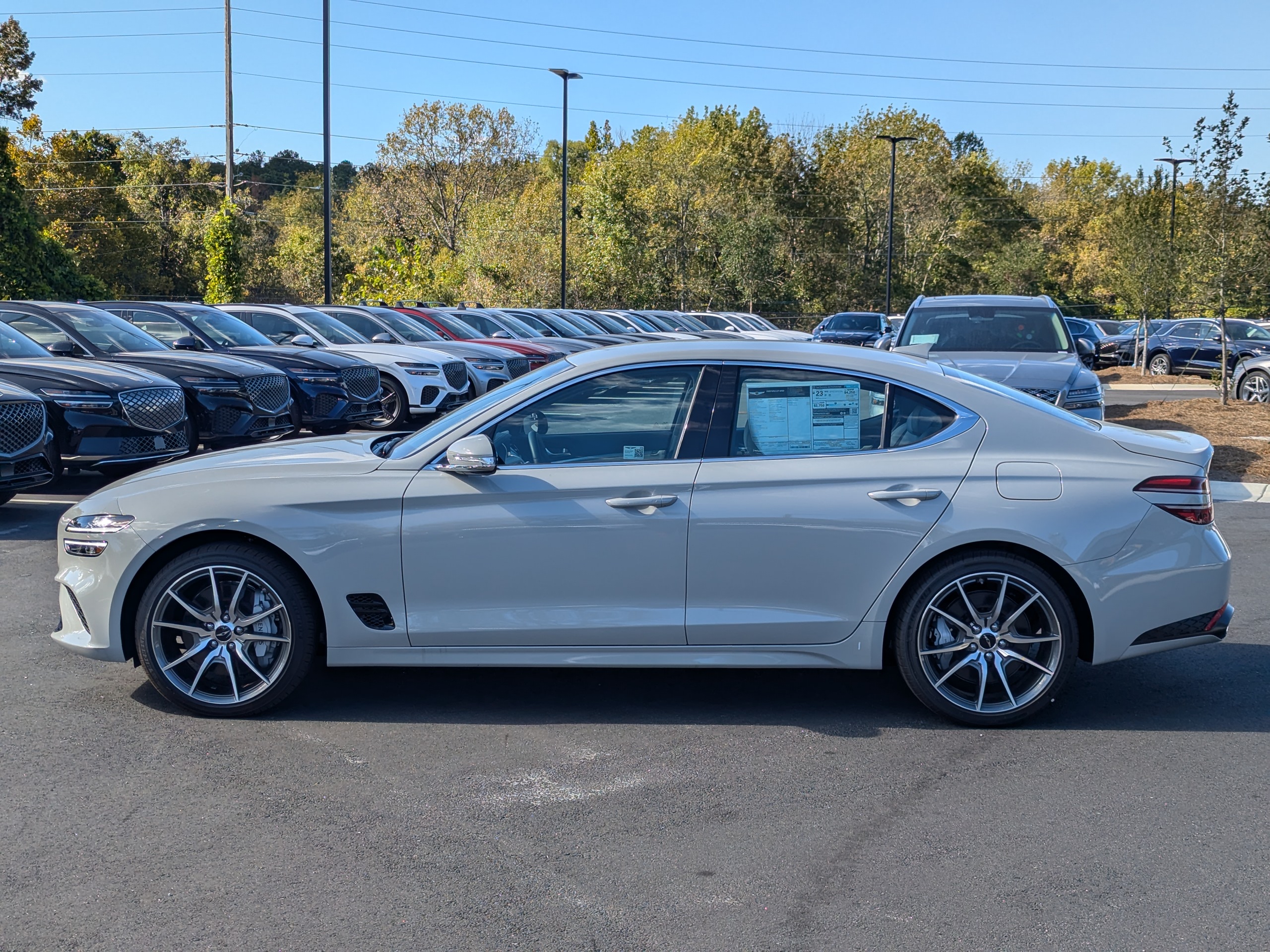 2025 Genesis G70 2.5T 4