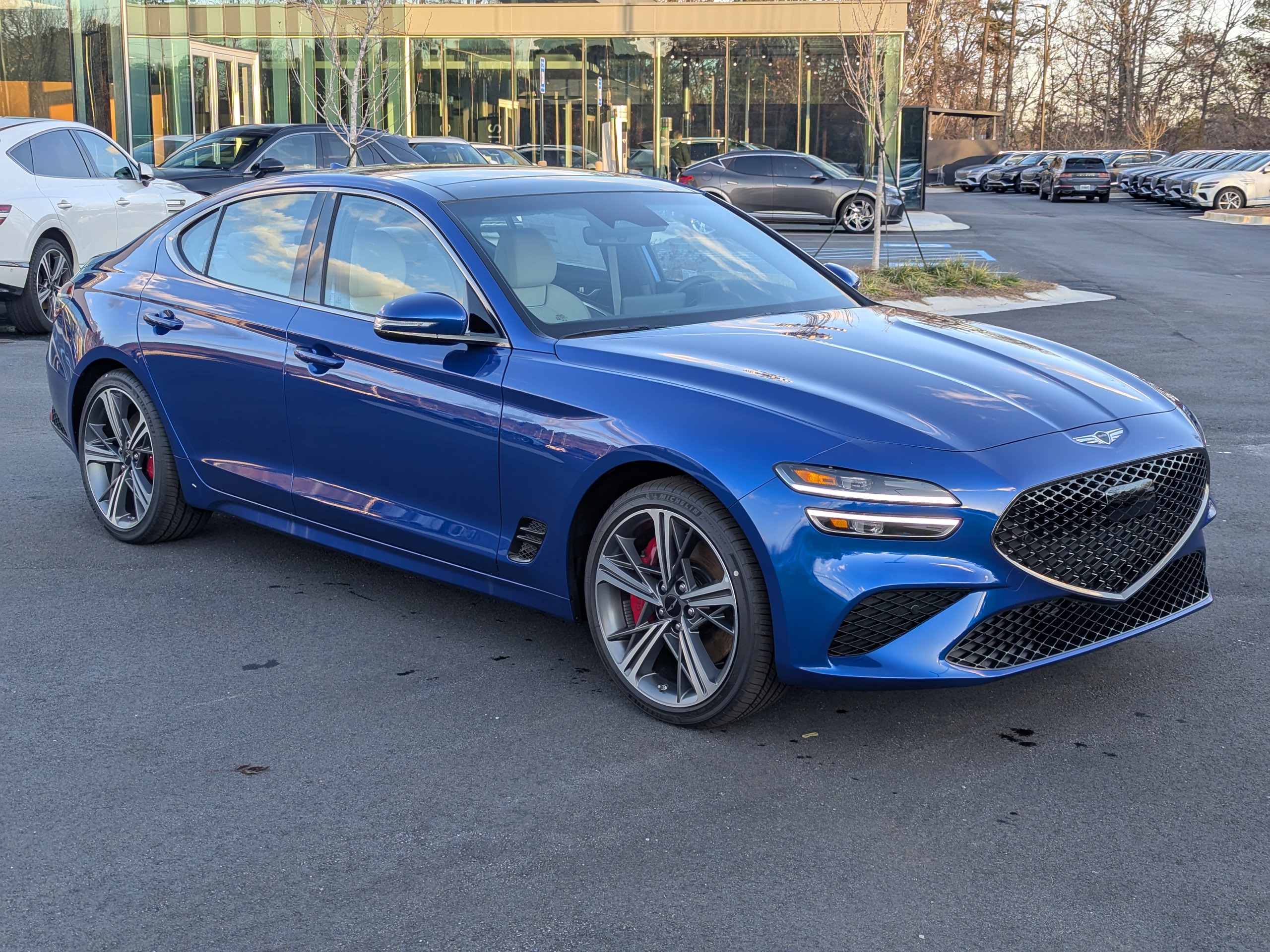 2025 Genesis G70 2.5T 1