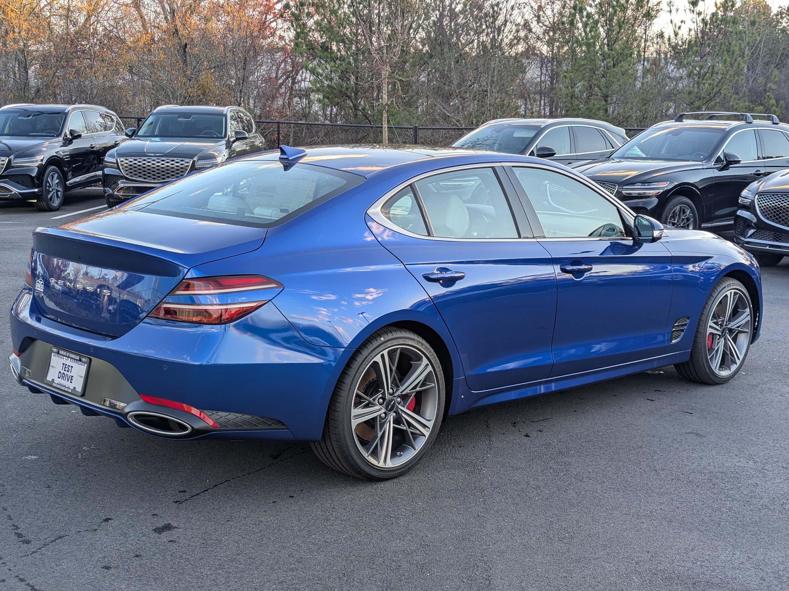 2025 Genesis G70 2.5T 7