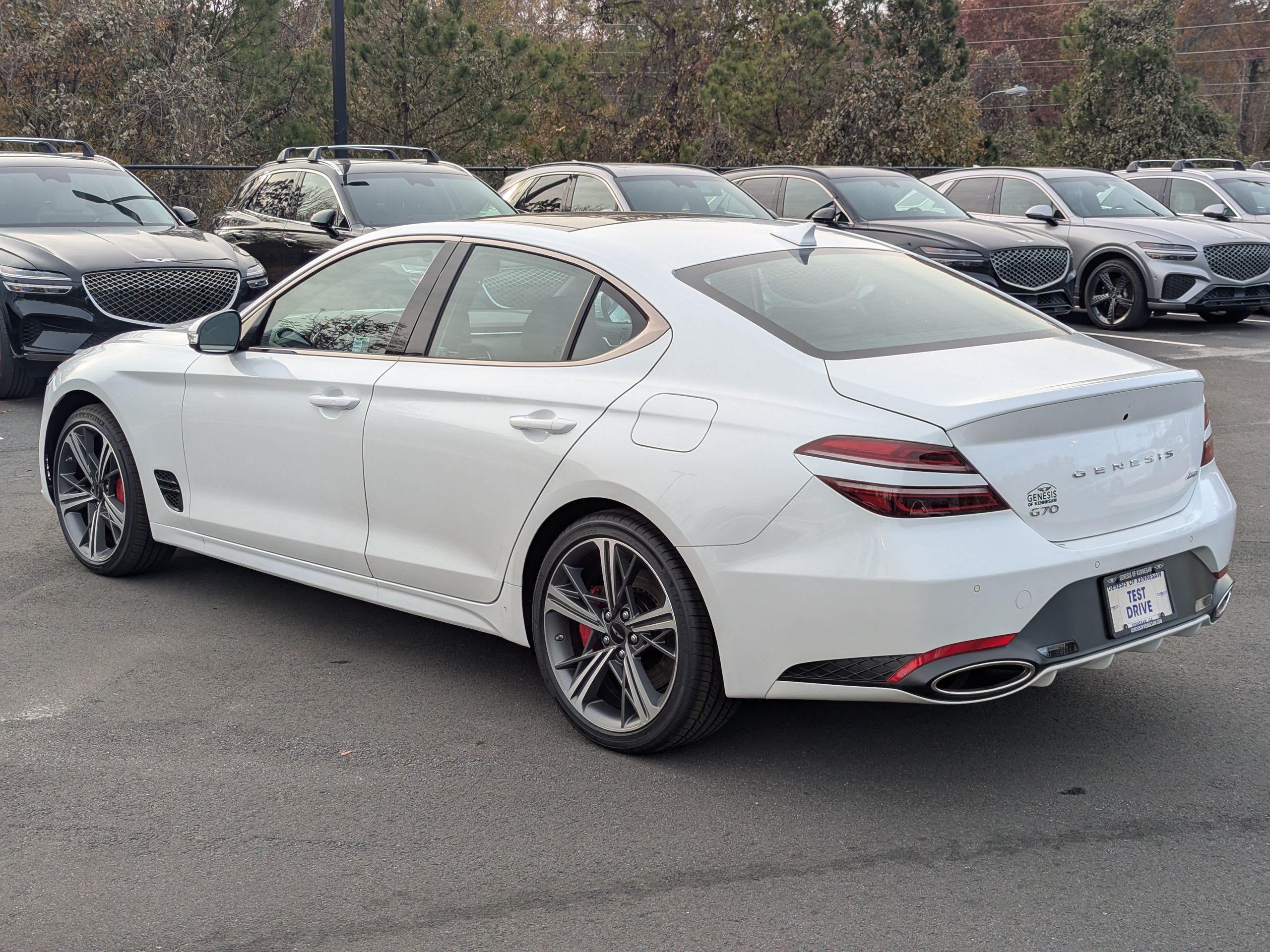 2025 Genesis G70 2.5T 5