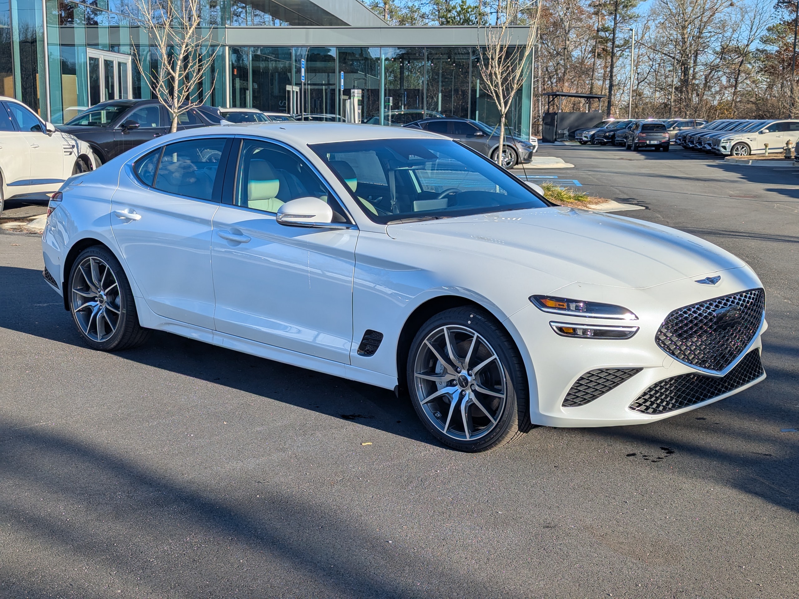 2025 Genesis G70 2.5T 1