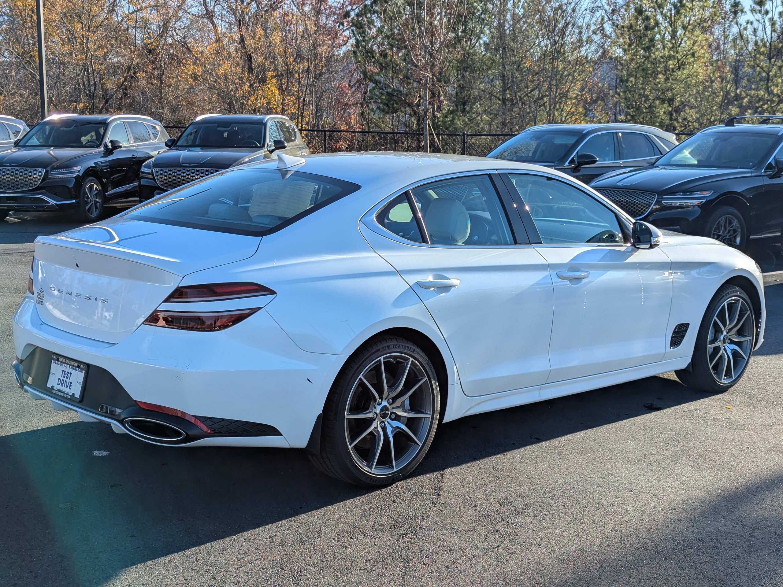 2025 Genesis G70 2.5T 7