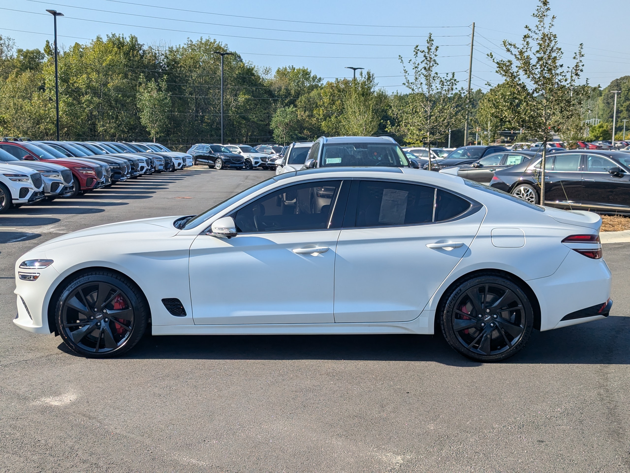 2023 Genesis G70 3.3T Sport Prestige 4