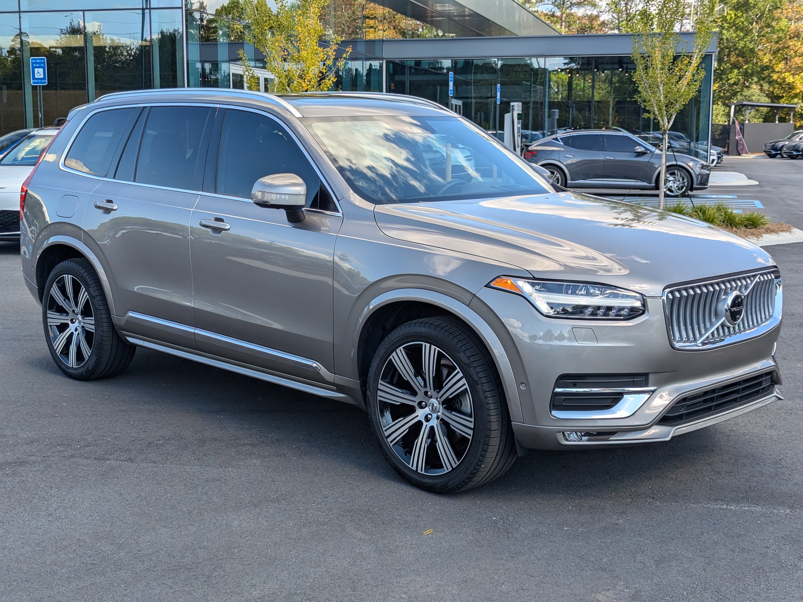 2022 Volvo XC90 T6 Inscription 1