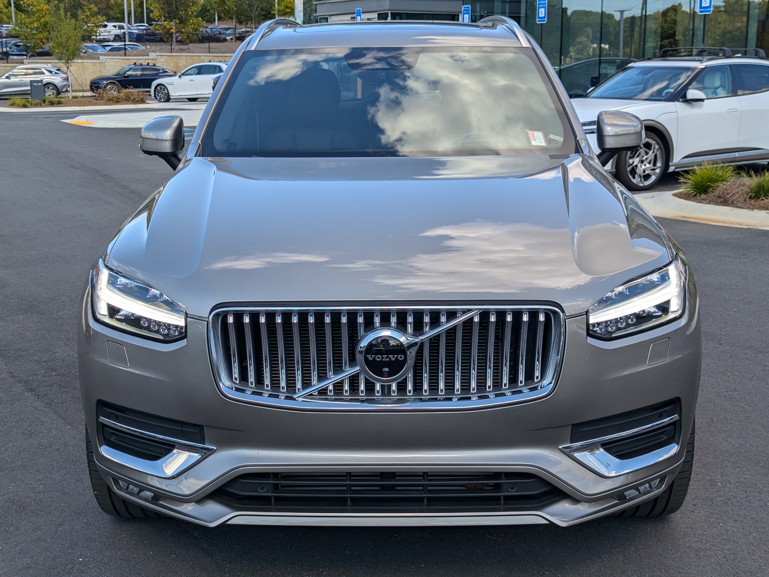 2022 Volvo XC90 T6 Inscription 2