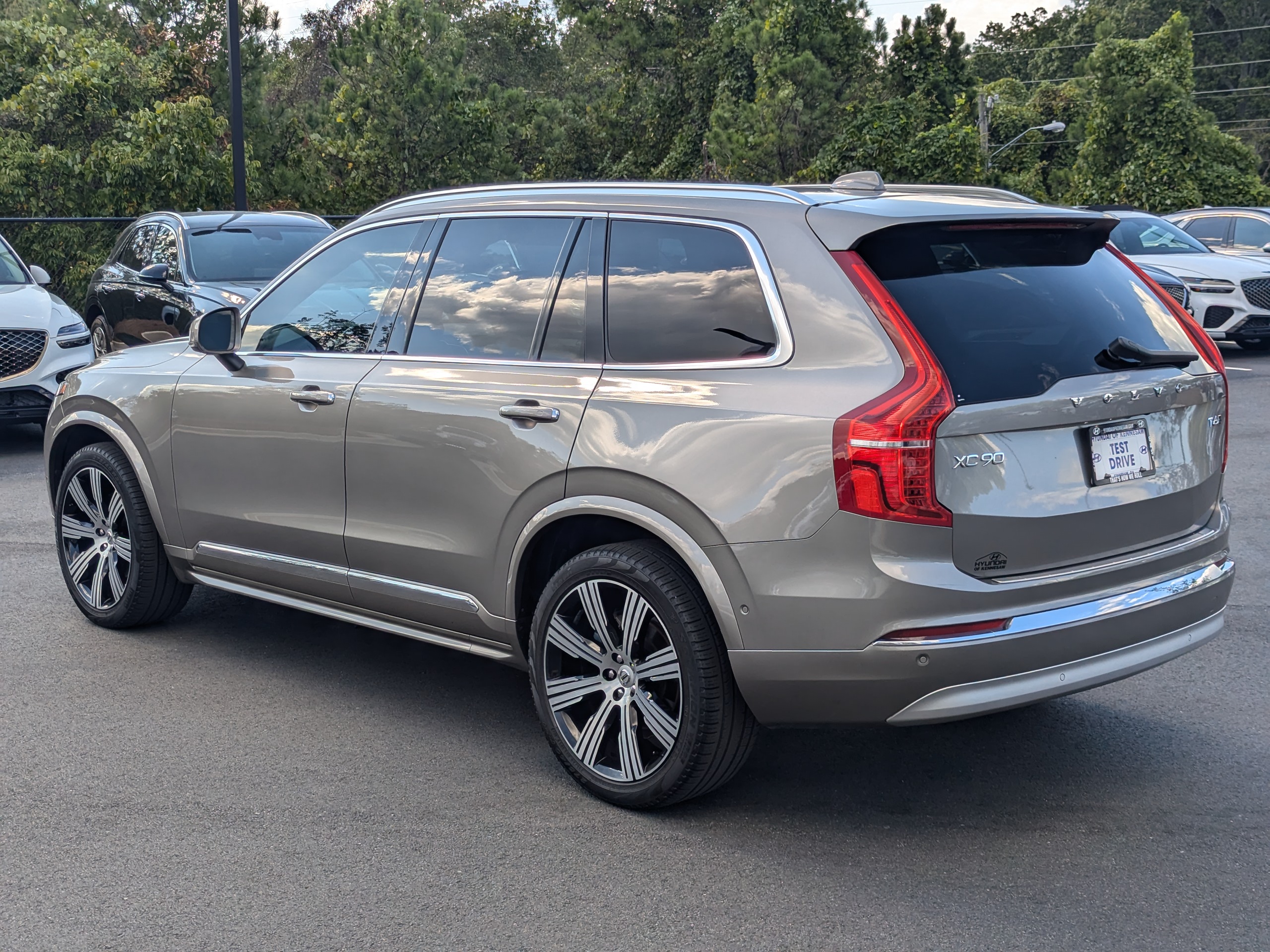 2022 Volvo XC90 T6 Inscription 5