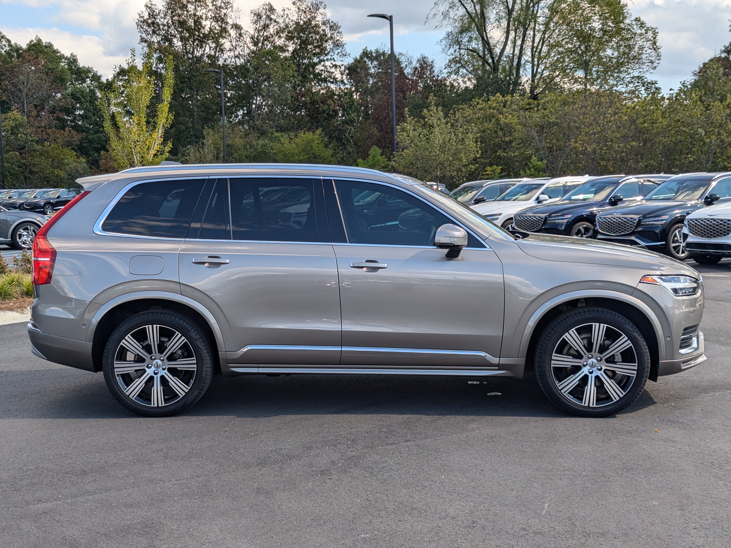 2022 Volvo XC90 T6 Inscription 8