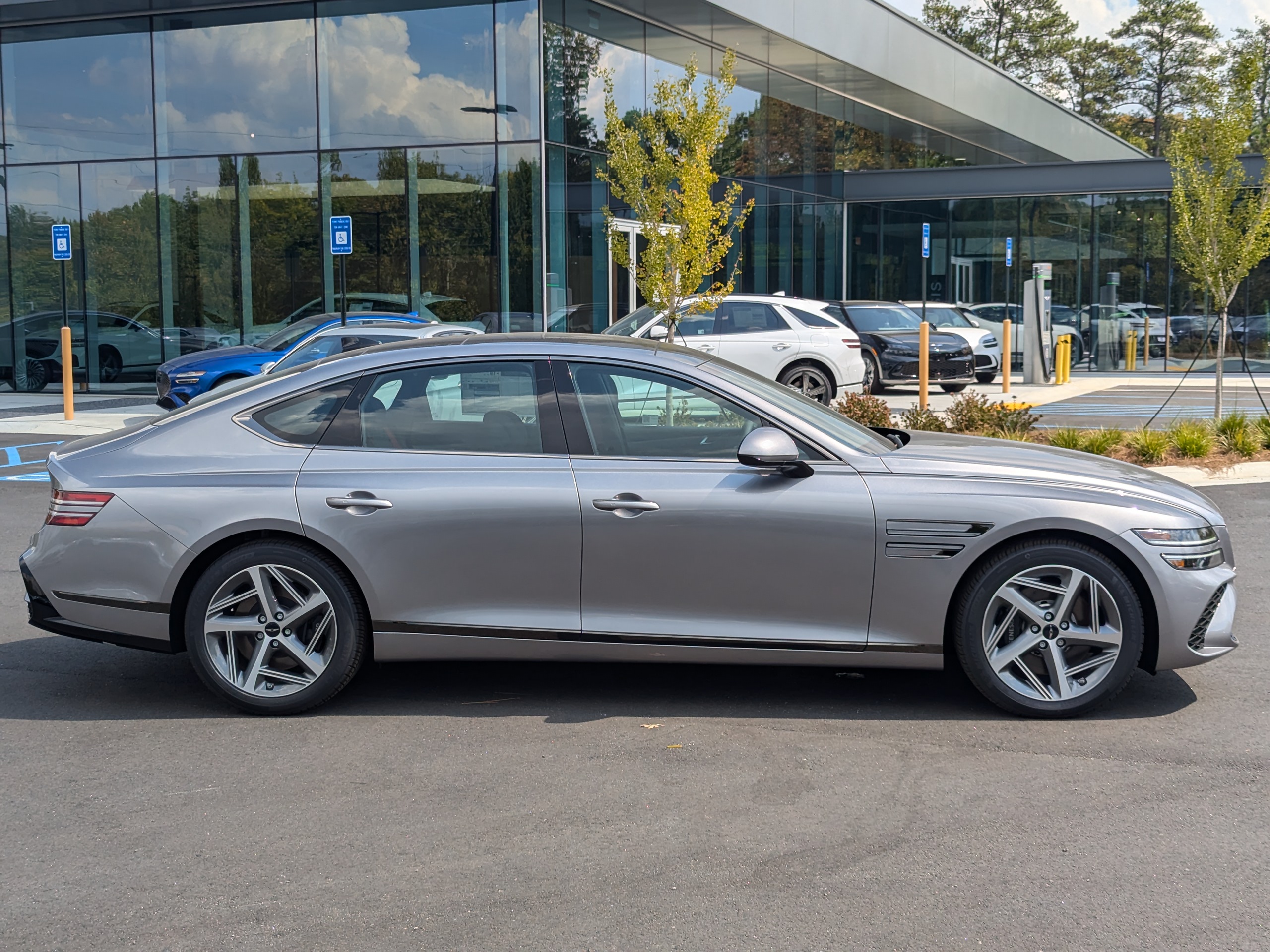 2025 Genesis G80 3.5T 8