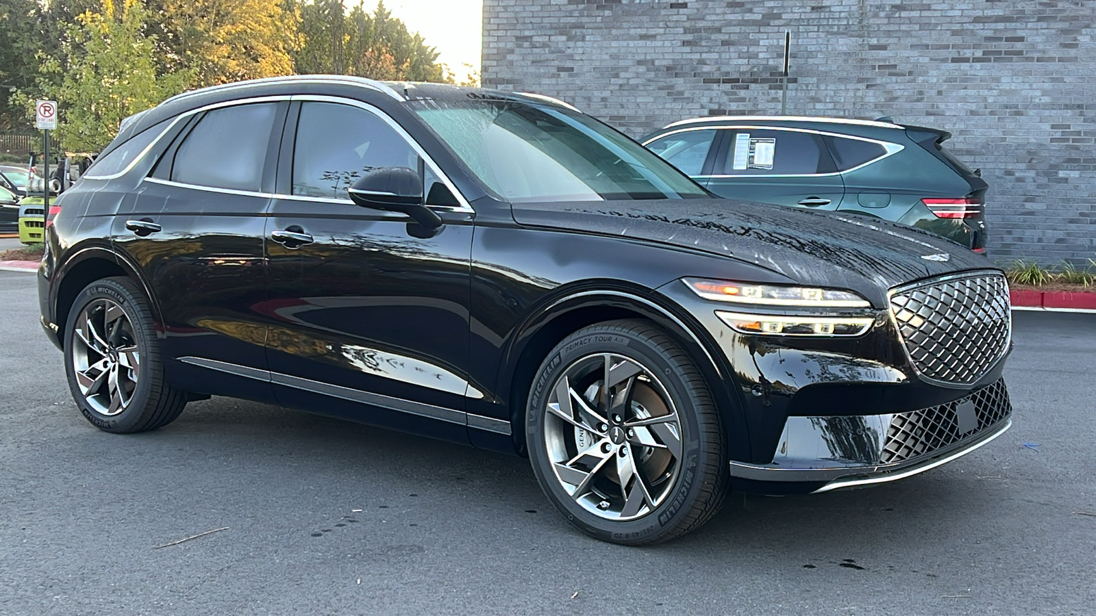 2025 Genesis Electrified GV70 Advanced 1