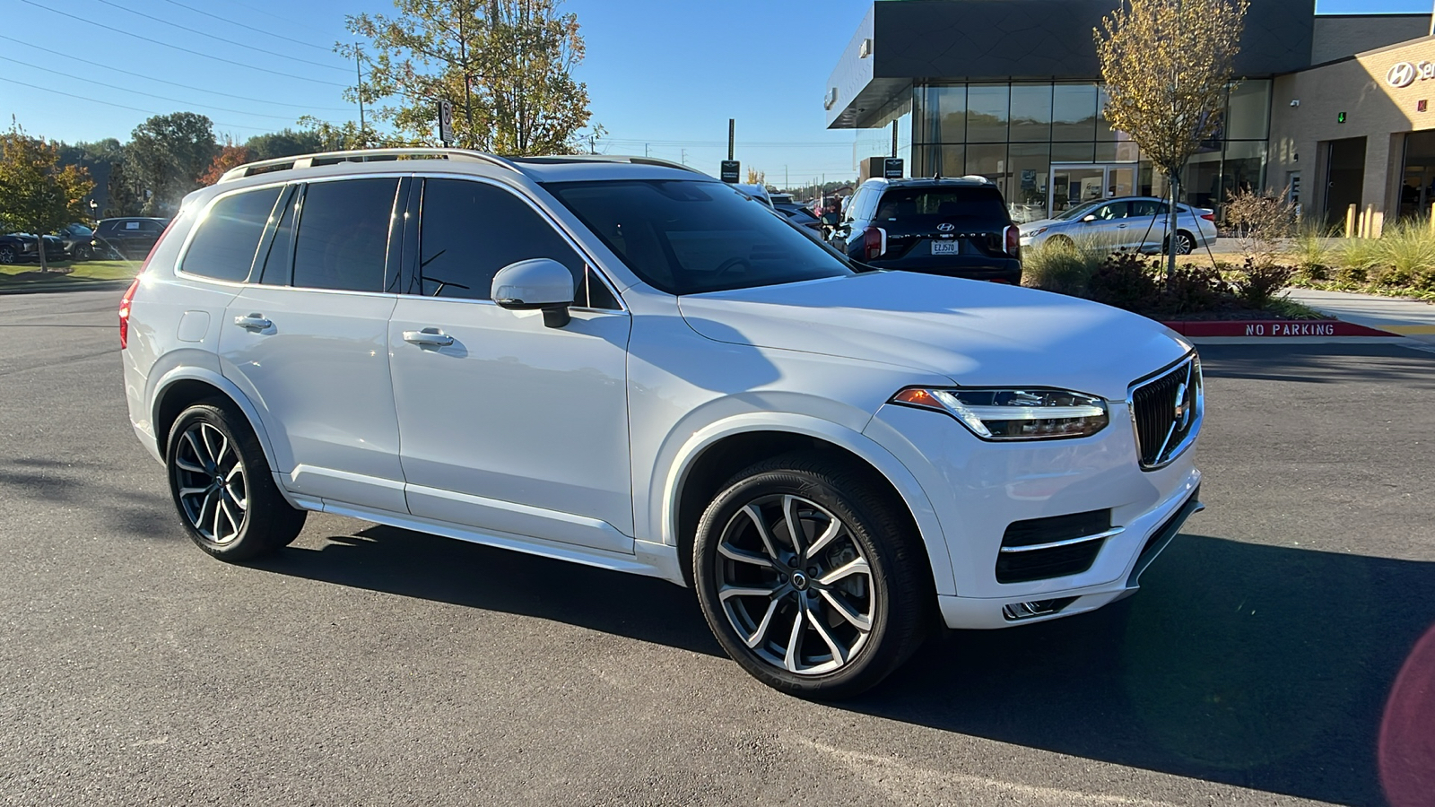 2019 Volvo XC90 T5 Momentum 1