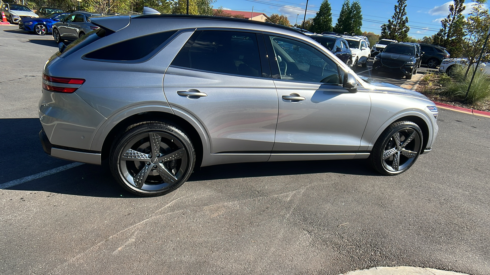 2025 Genesis GV70 2.5T 8