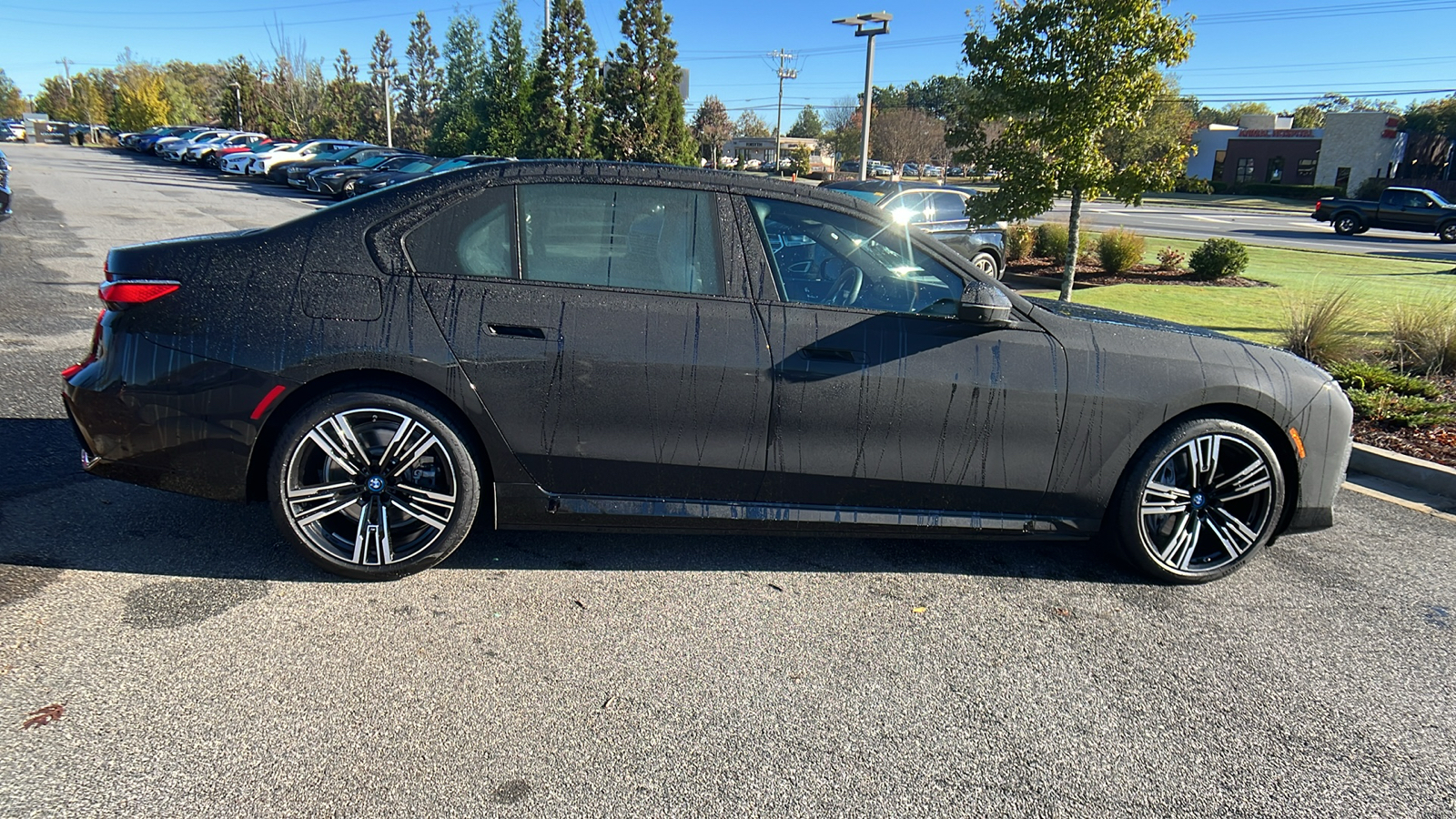 2023 BMW i7 xDrive60 8