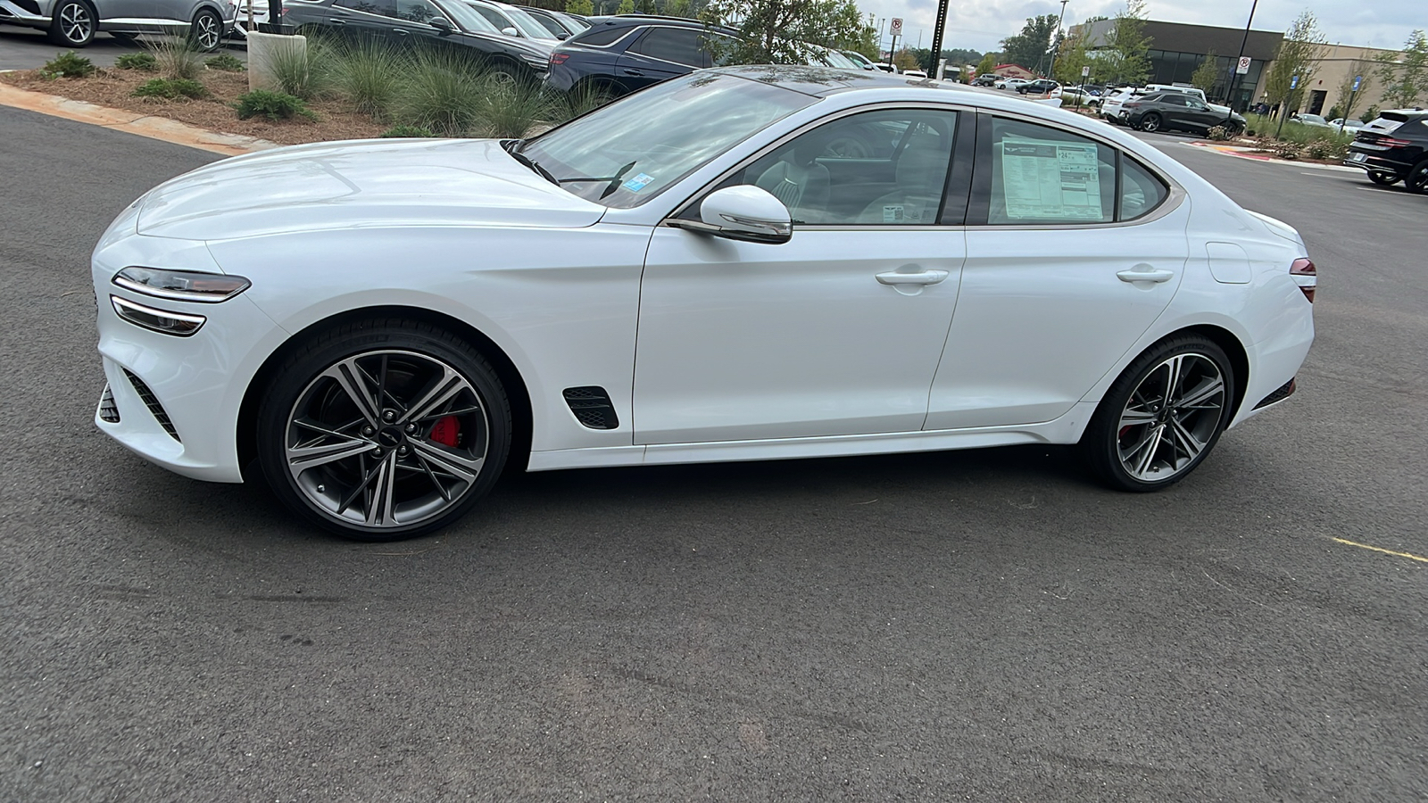 2025 Genesis G70 2.5T 4