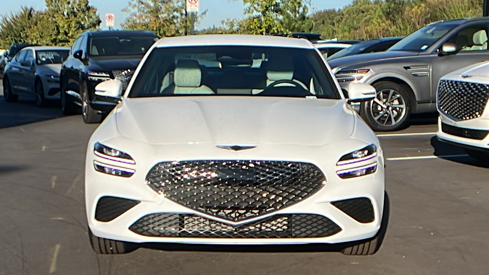 2025 Genesis G70 2.5T 2