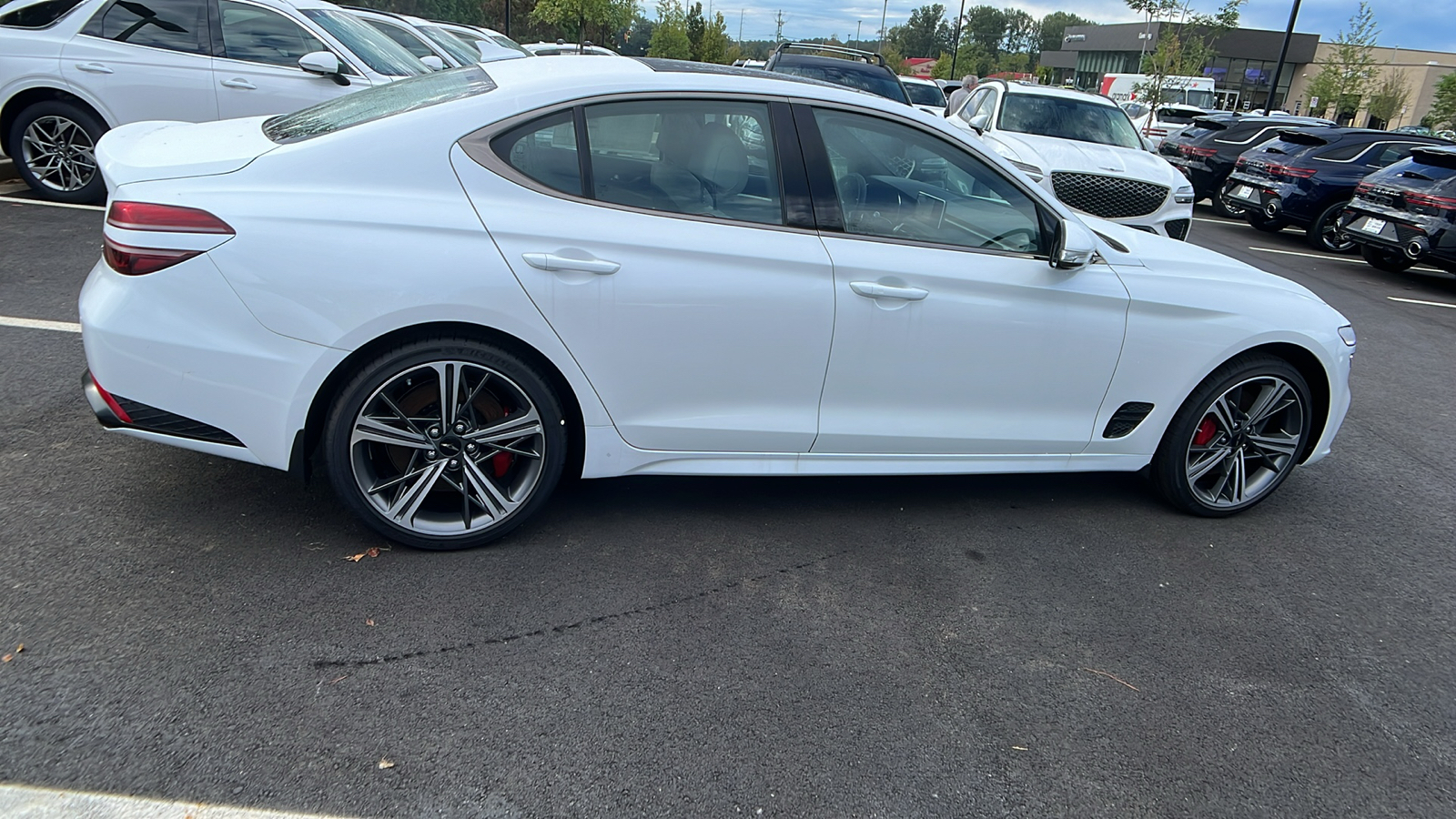 2025 Genesis G70 3.3T Sport Advanced 8