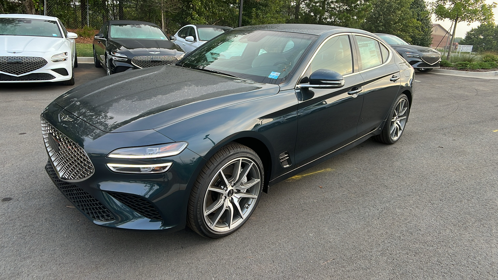 2025 Genesis G70 2.5T 3