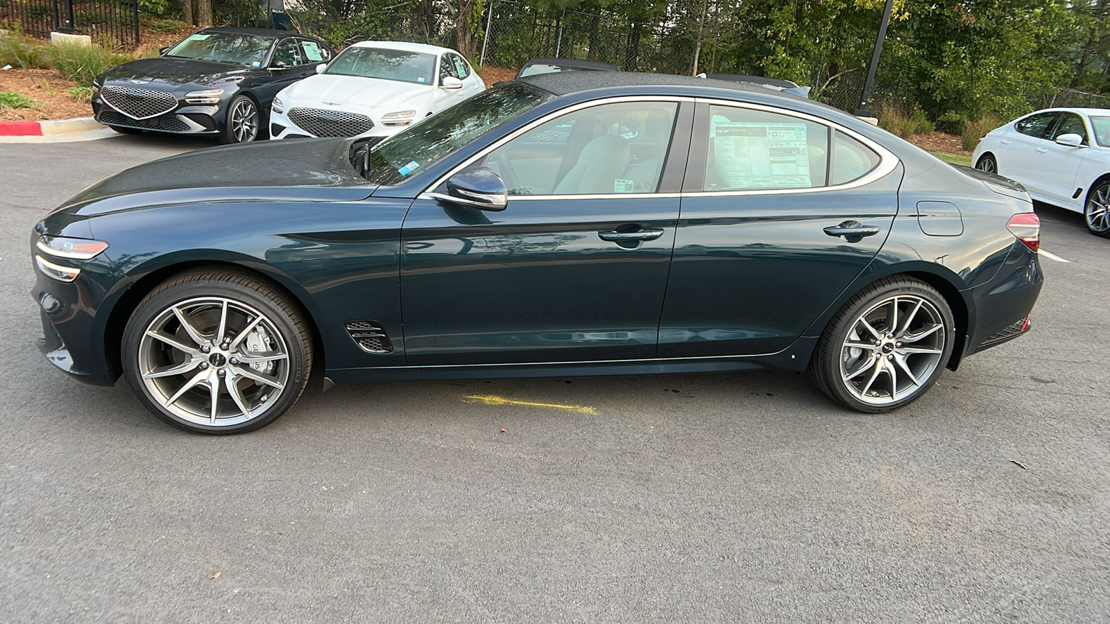 2025 Genesis G70 2.5T 4