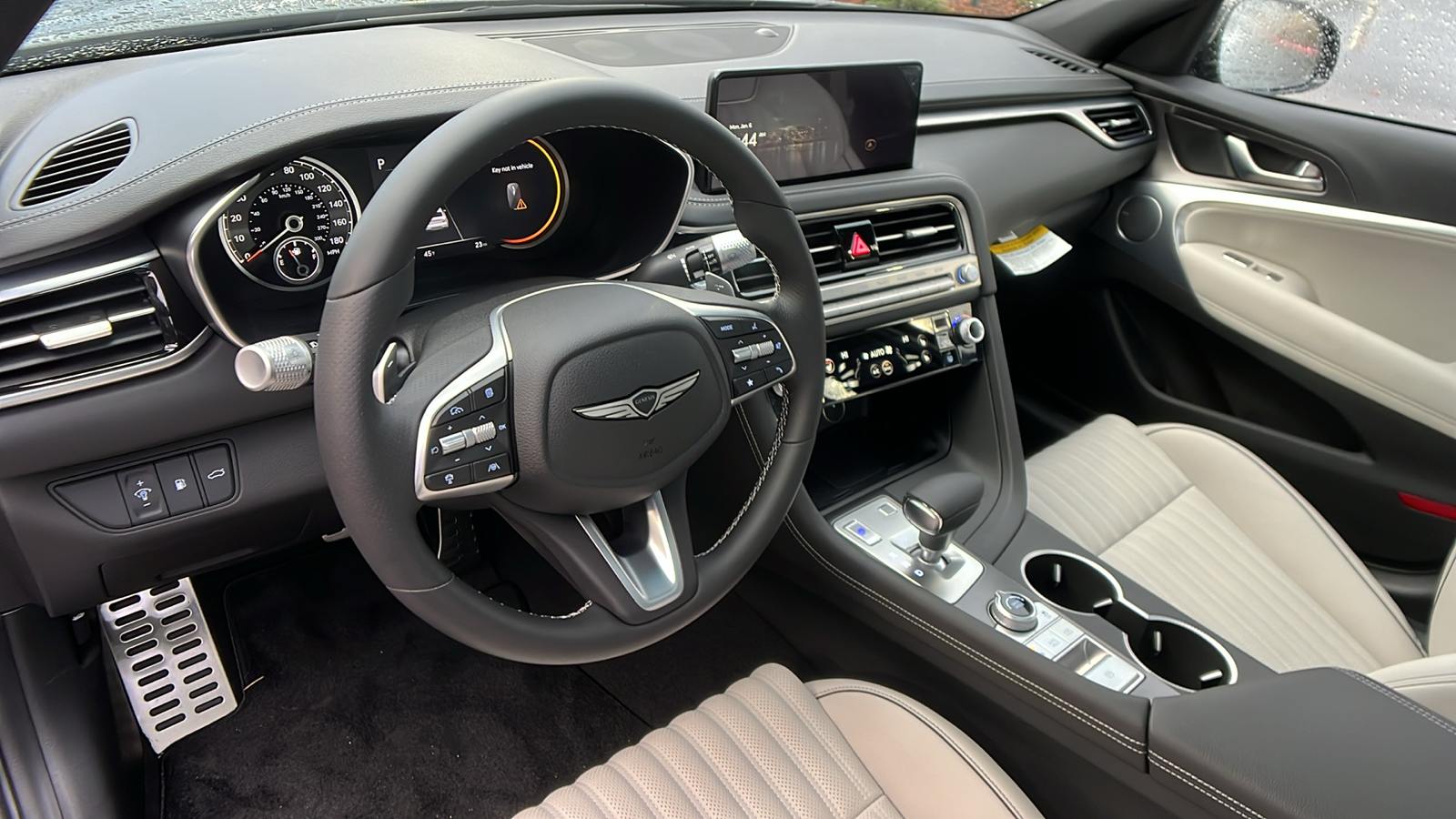 2025 Genesis G70 2.5T 16