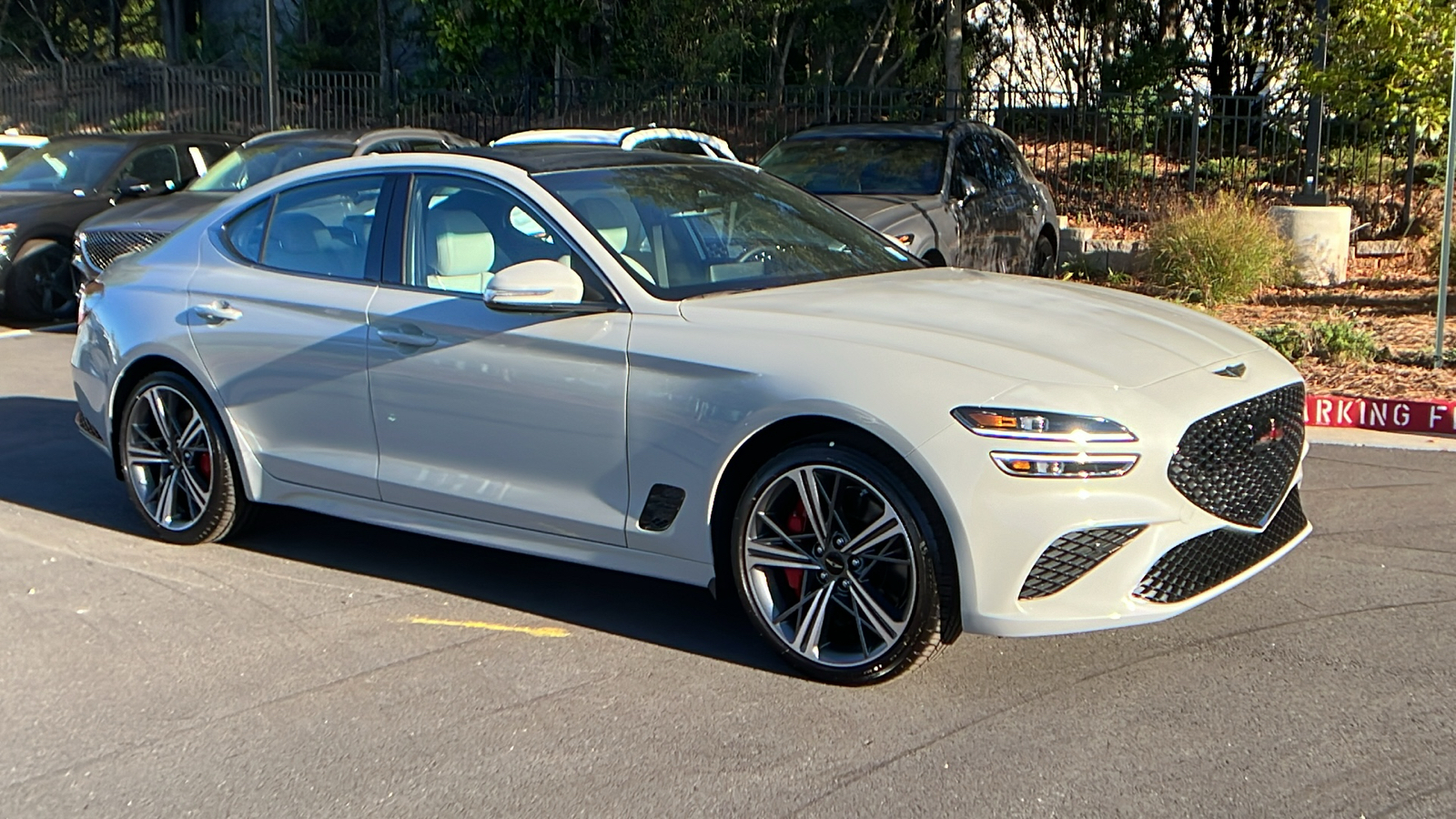 2025 Genesis G70 2.5T 1