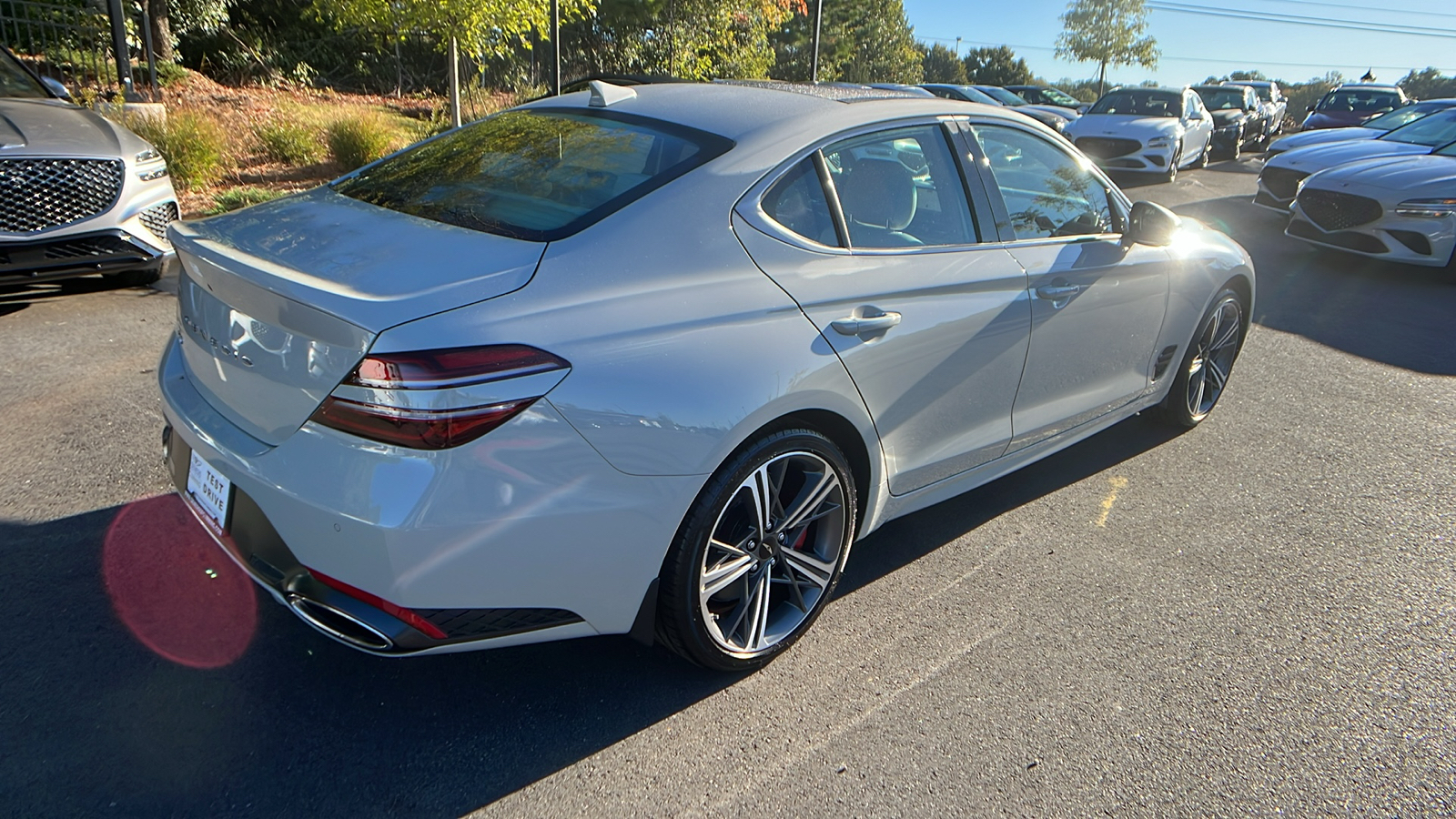 2025 Genesis G70 2.5T 7