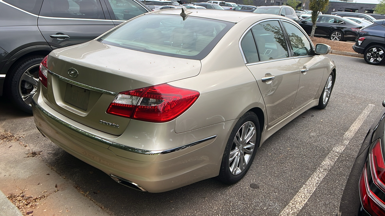 2012 Hyundai Genesis 3.8 5