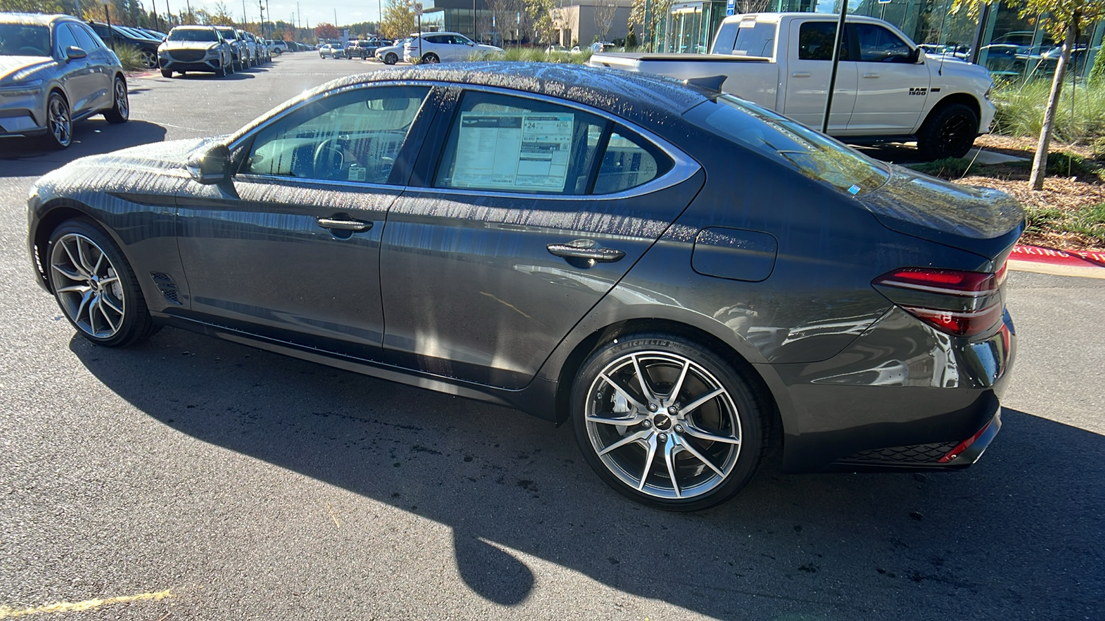 2025 Genesis G70 2.5T 5