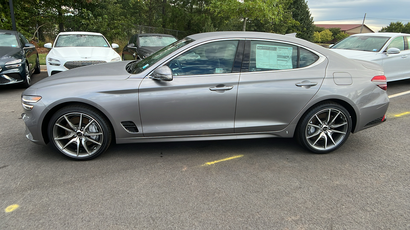 2025 Genesis G70 2.5T 4