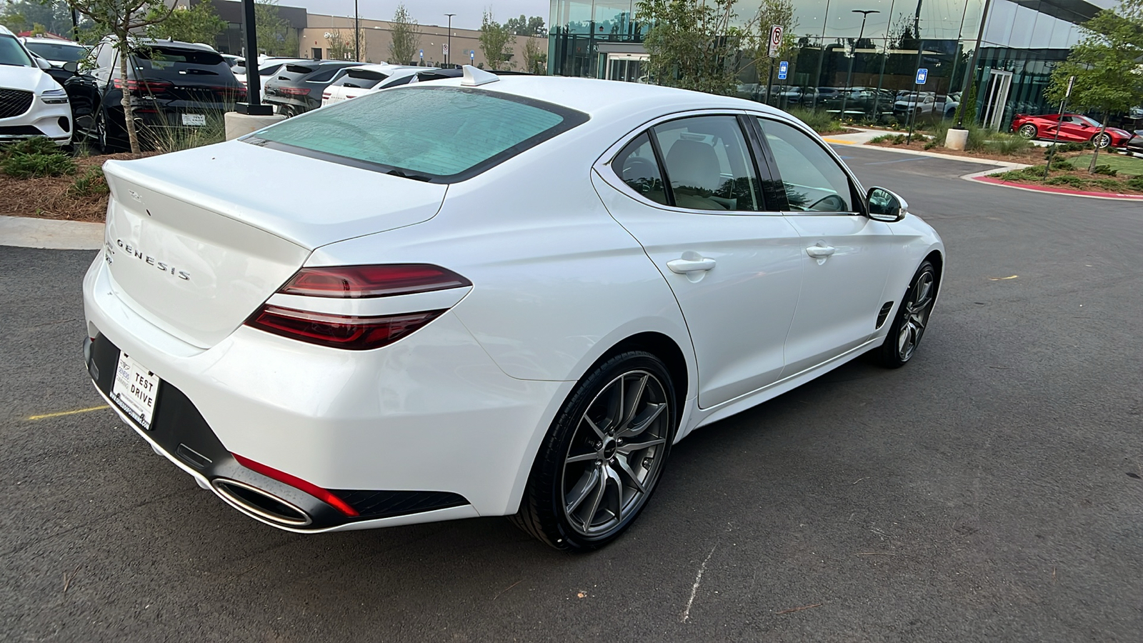 2025 Genesis G70 2.5T 7