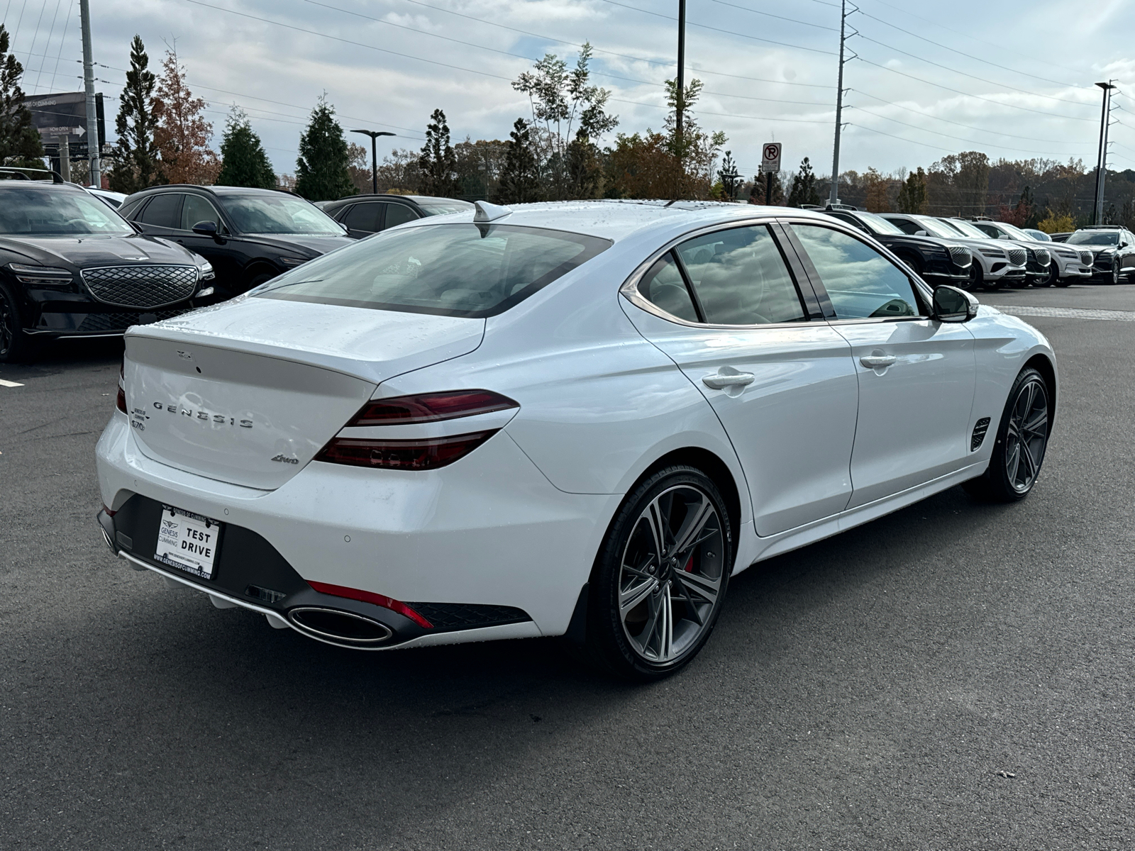 2025 Genesis G70 2.5T 7