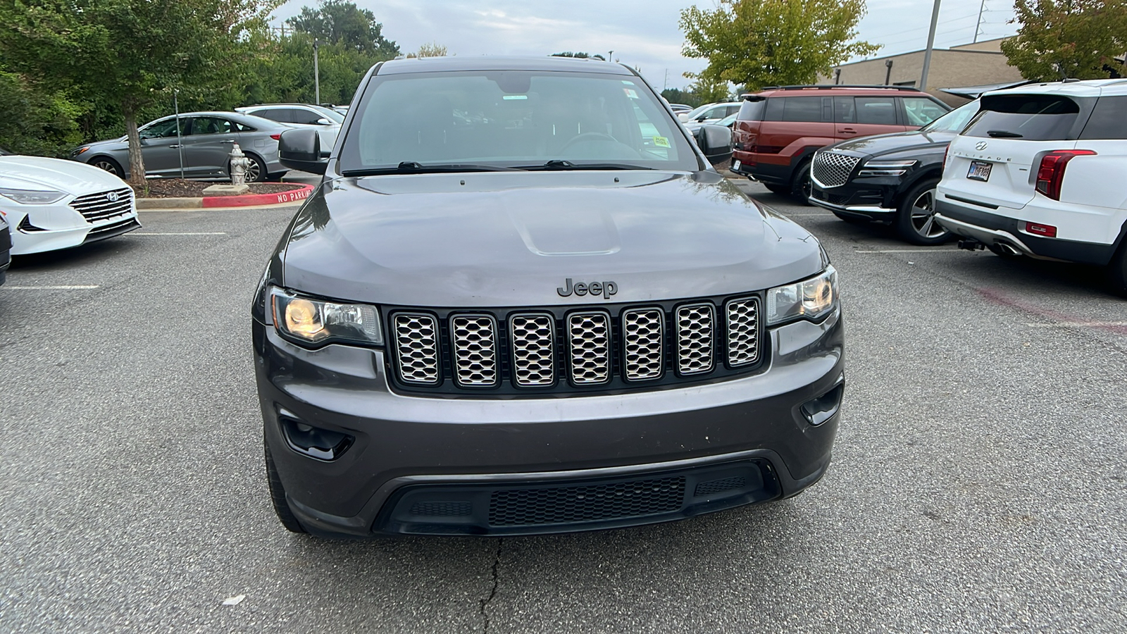 2018 Jeep Grand Cherokee Altitude 2