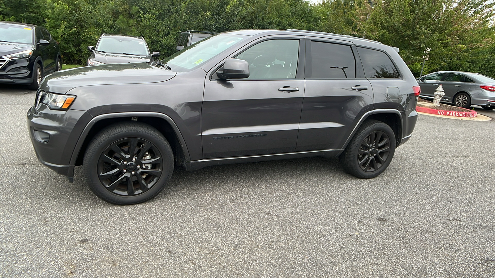 2018 Jeep Grand Cherokee Altitude 4