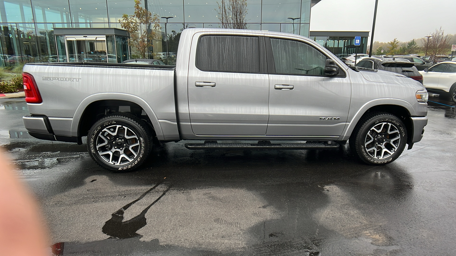 2025 Ram 1500 Laramie 8