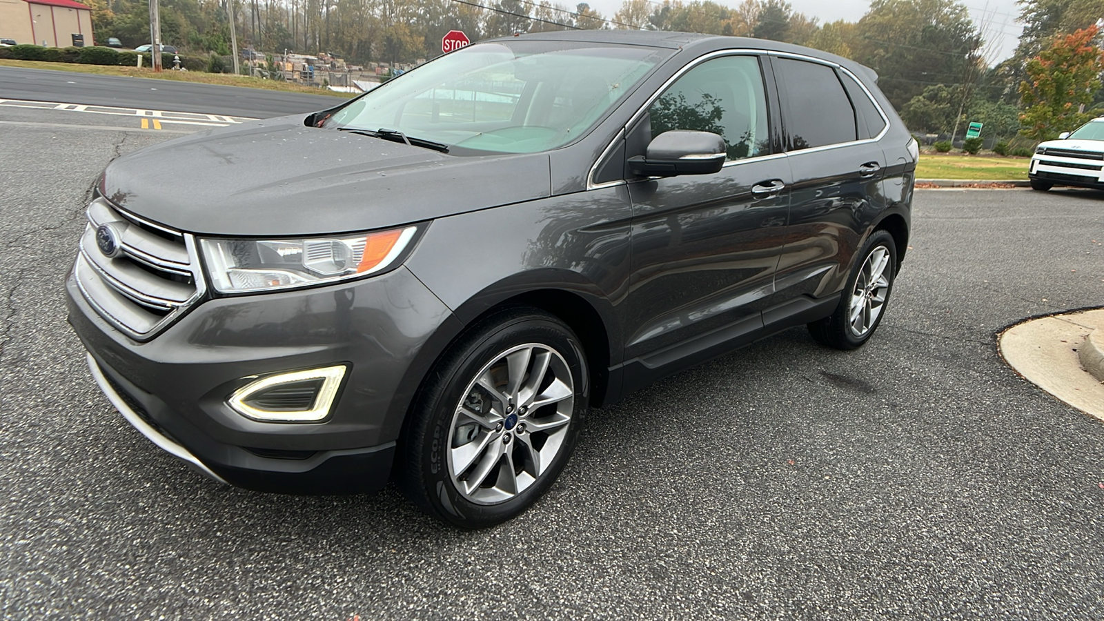 2016 Ford Edge Titanium 3