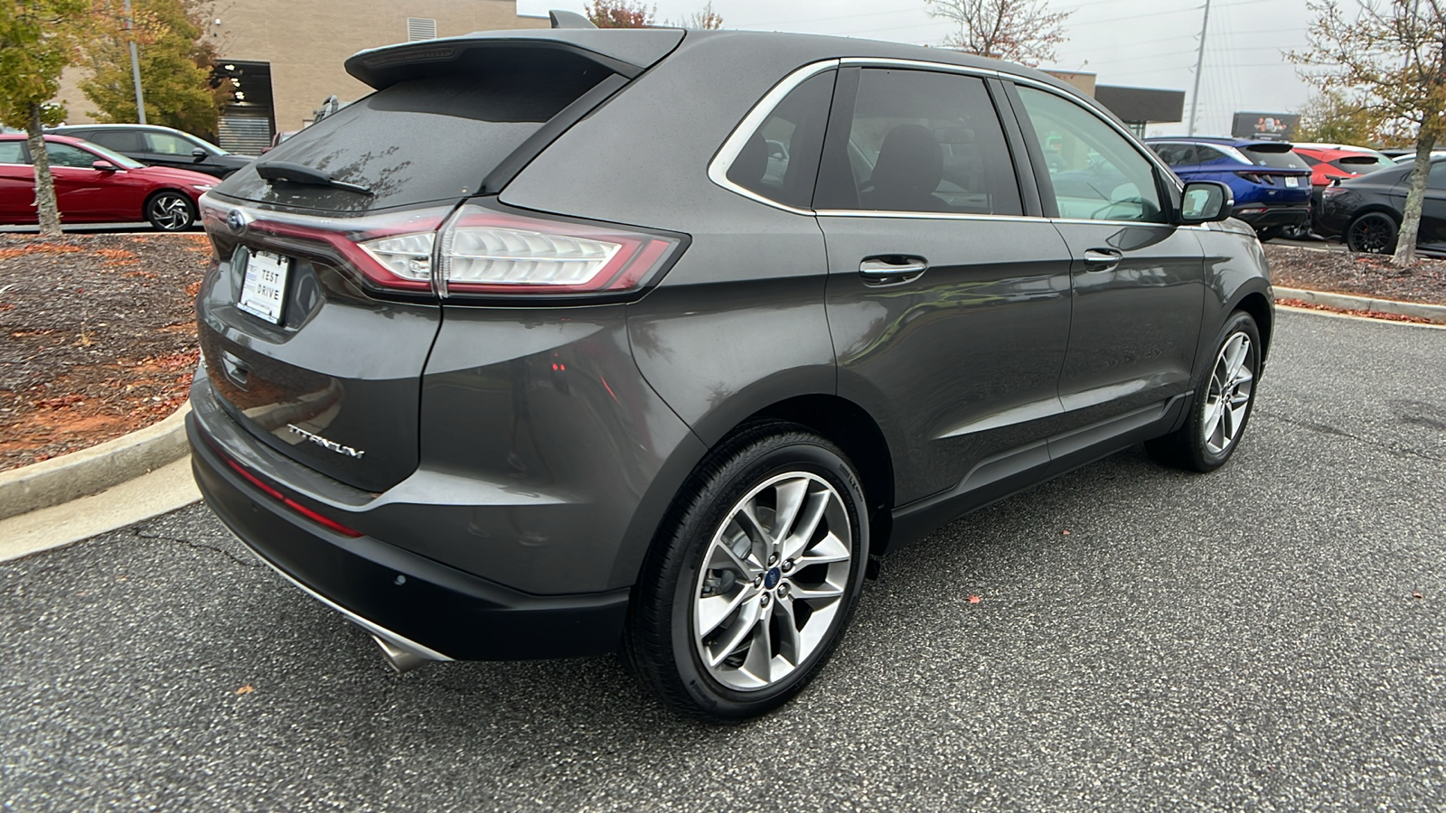 2016 Ford Edge Titanium 7