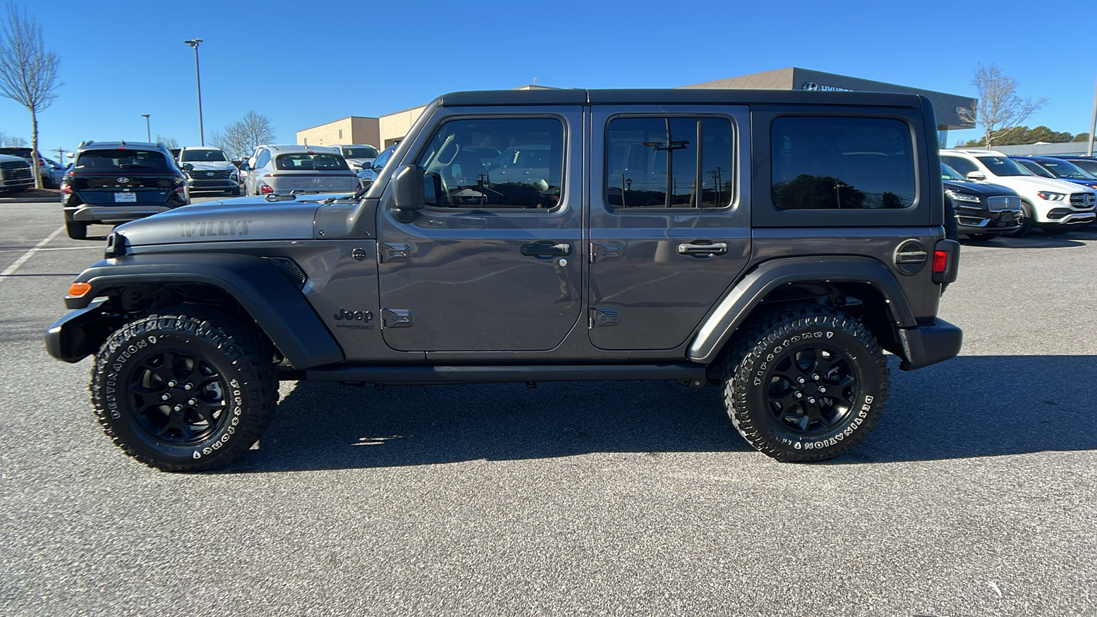 2021 Jeep Wrangler Sport 8