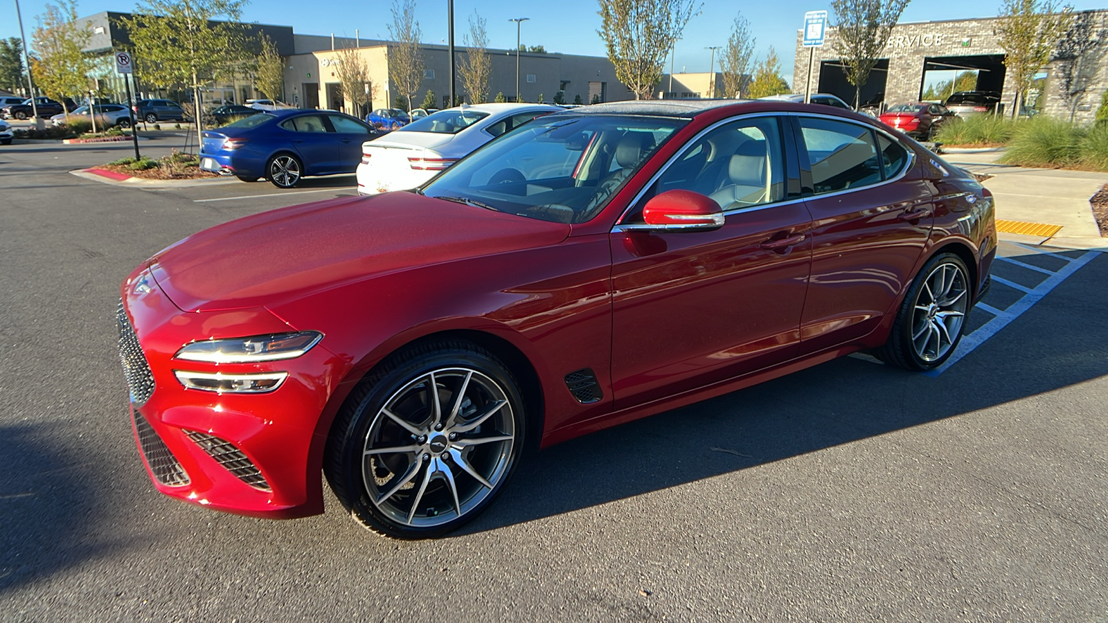 2022 Genesis G70 2.0T 3