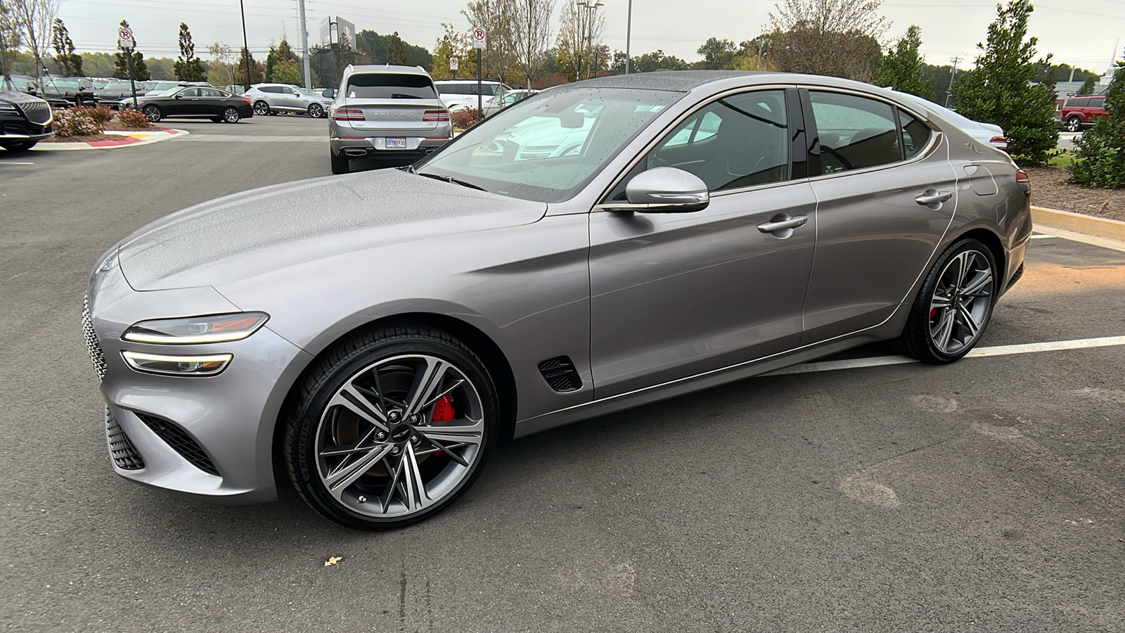 2024 Genesis G70 2.5T 3