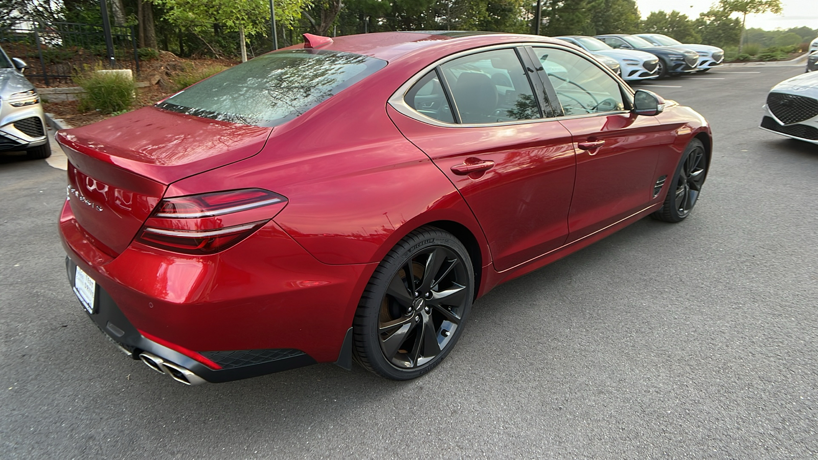 2023 Genesis G70 2.0T 7