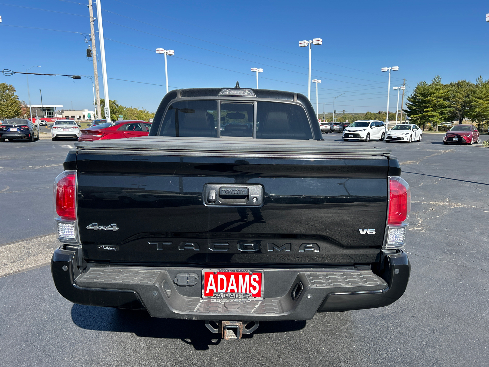 2016 Toyota Tacoma Limited 8